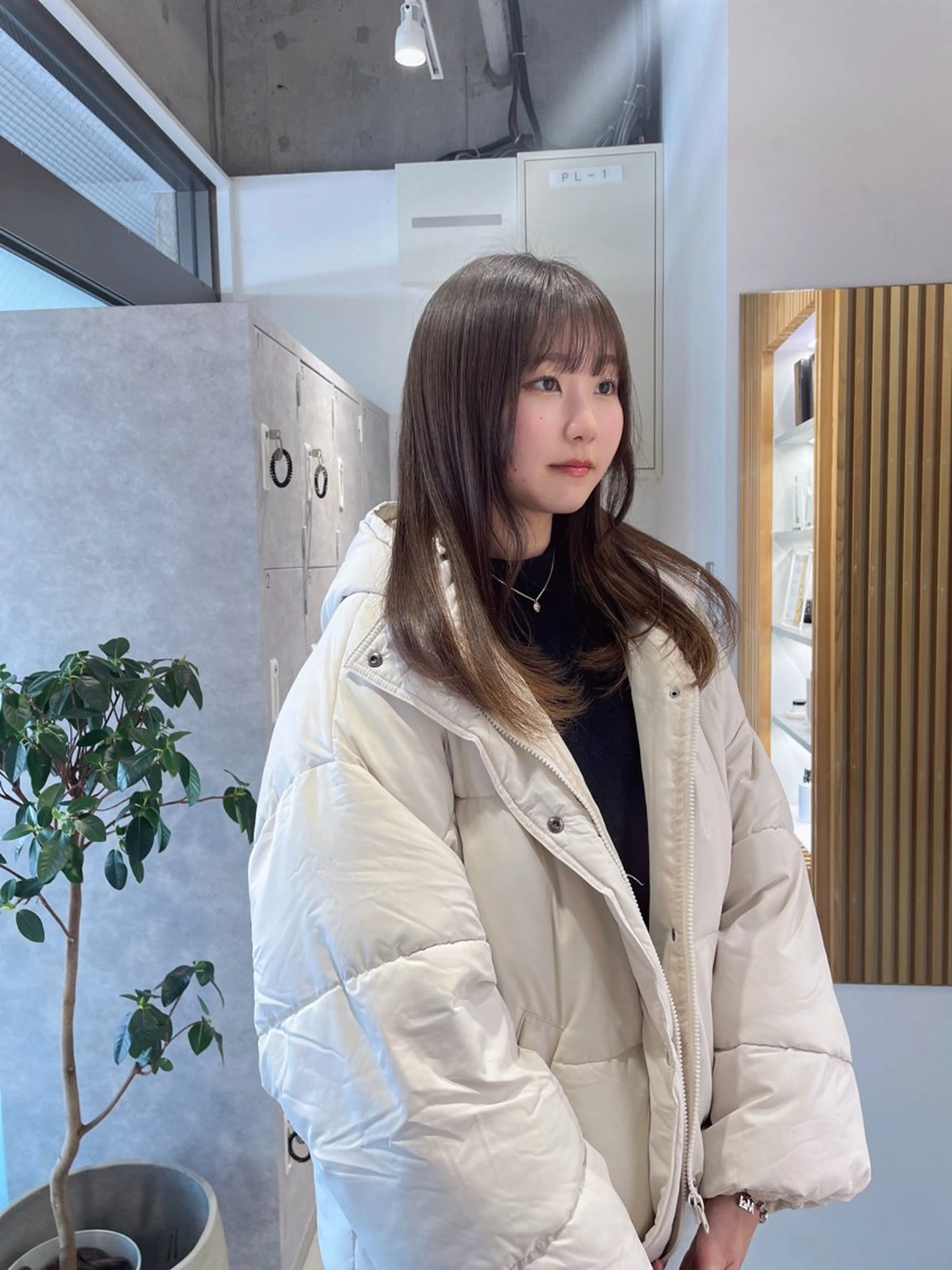 ロング カラー 月100人以上 髪質改善施術｜谷口のヘアスタイル