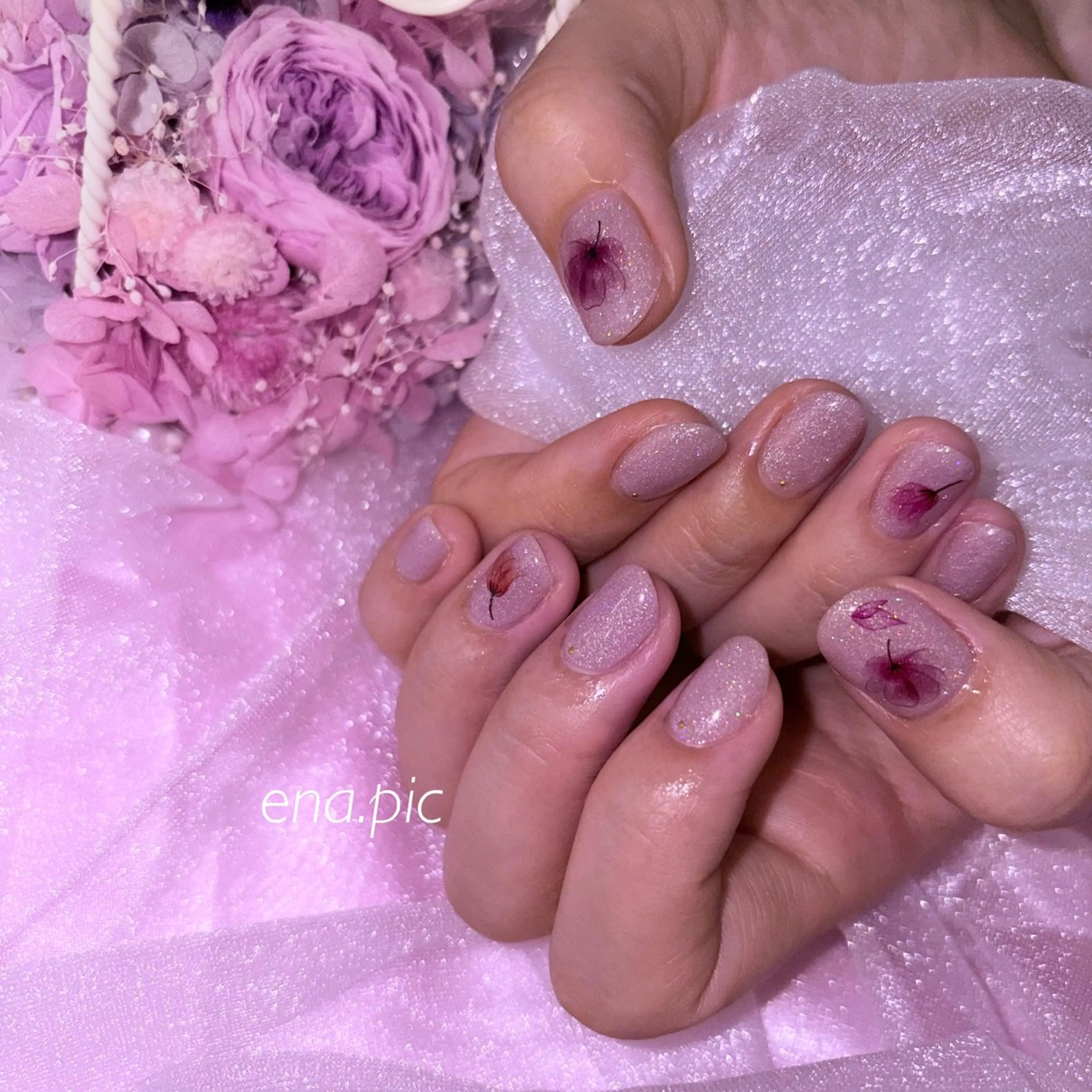 ネイル toyvenail 🖤enaのネイルデザイン