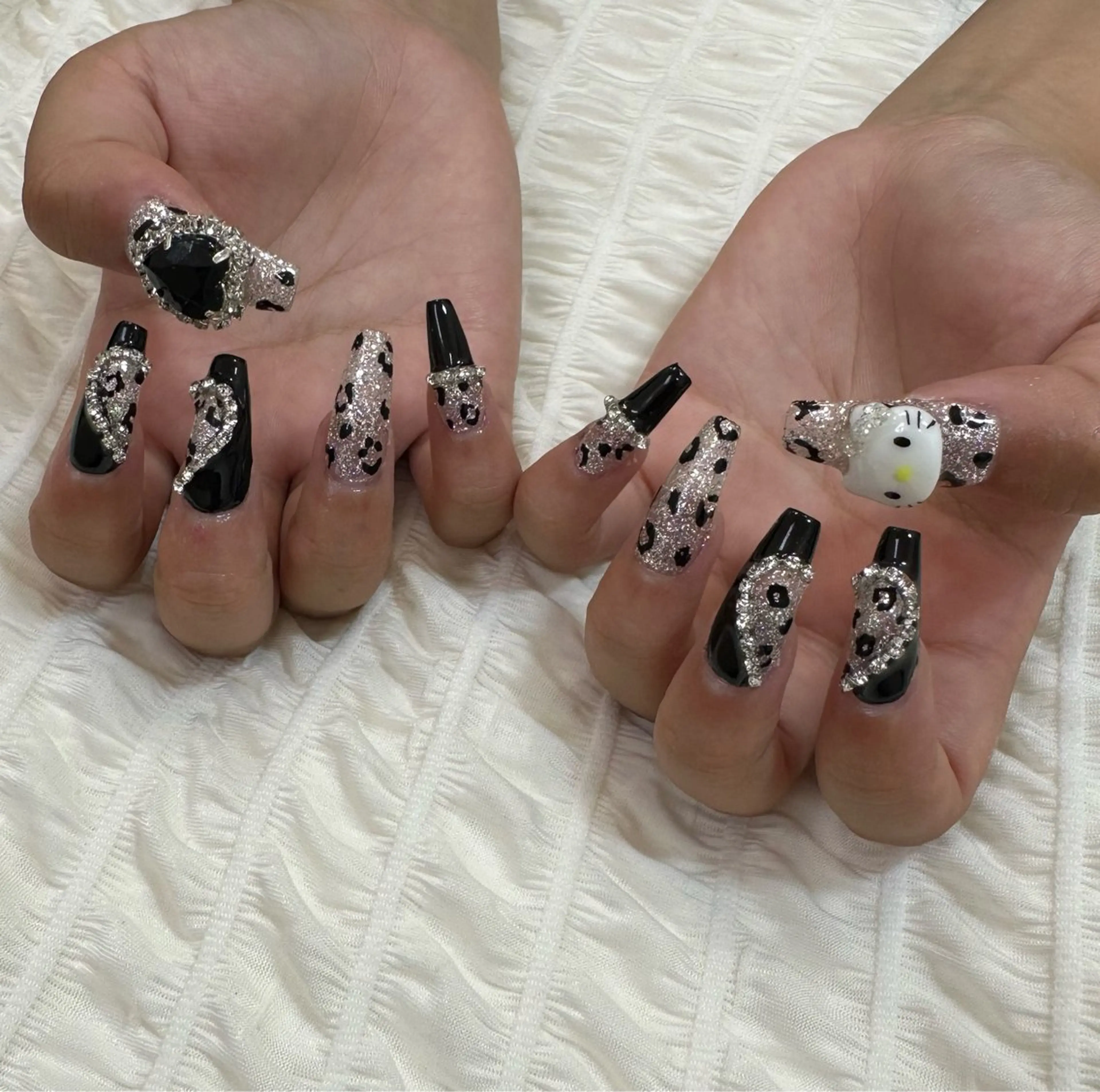 ネイル 長さ出し キラキラネイル スカルプネイル ハンドネイル Re:star nailのネイルデザイン