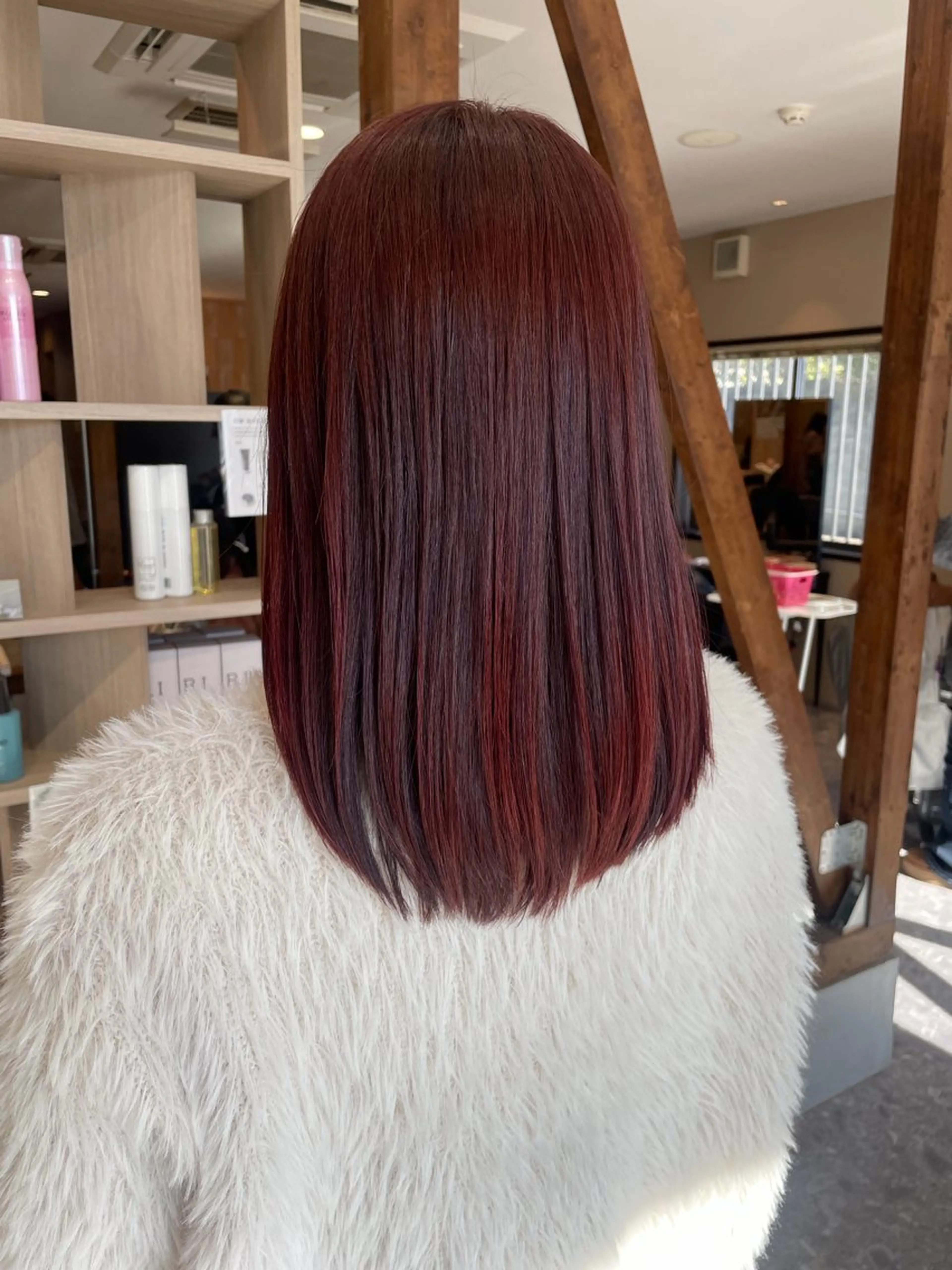 セミロング カラー 髪質改善カラー🌈✨ 加藤 愛のヘアスタイル