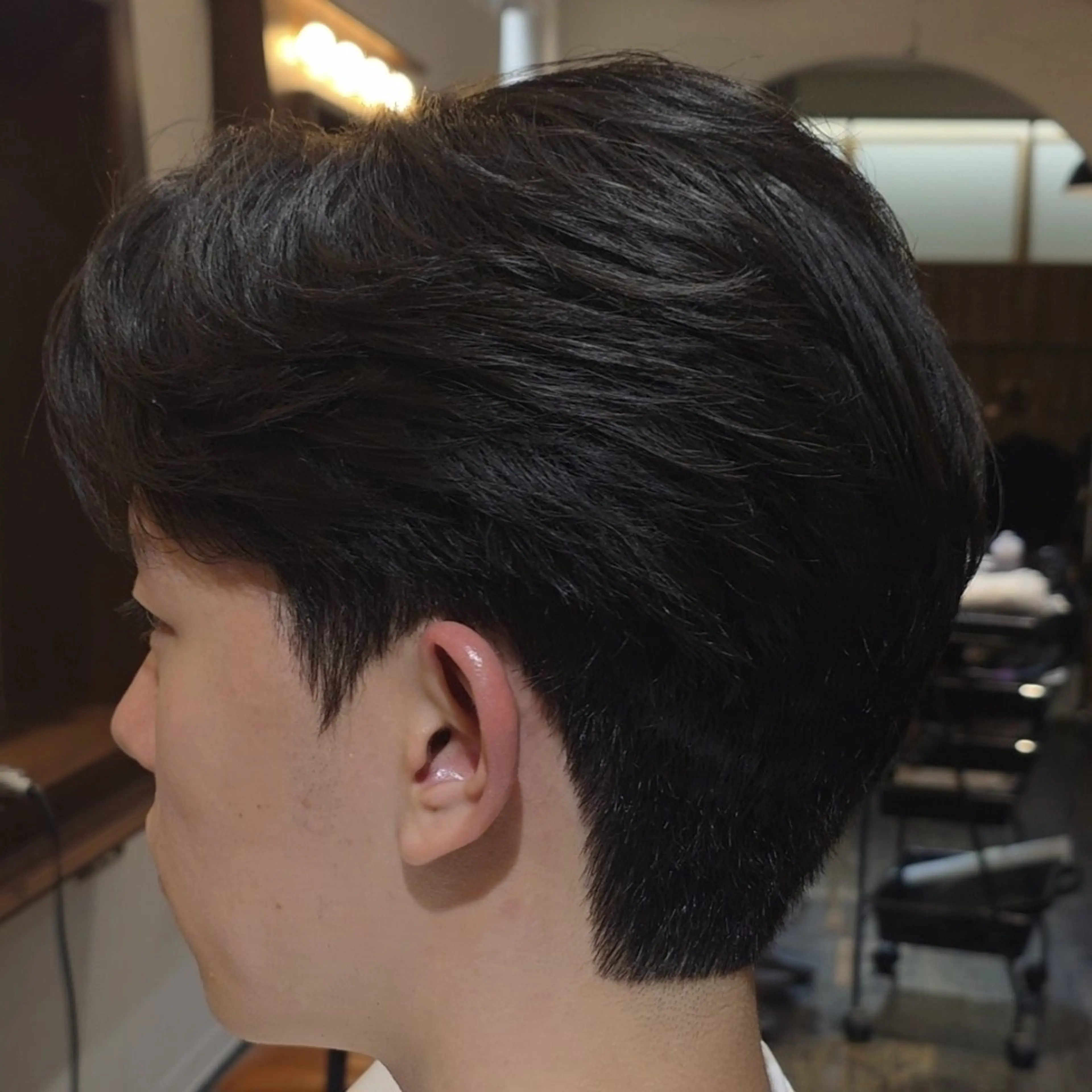 【メンズ限定🚹】ダウンパーマ+カット センターパート/韓国風/シースルーマッシュ/カルマヘア/ガイルヘアの写真