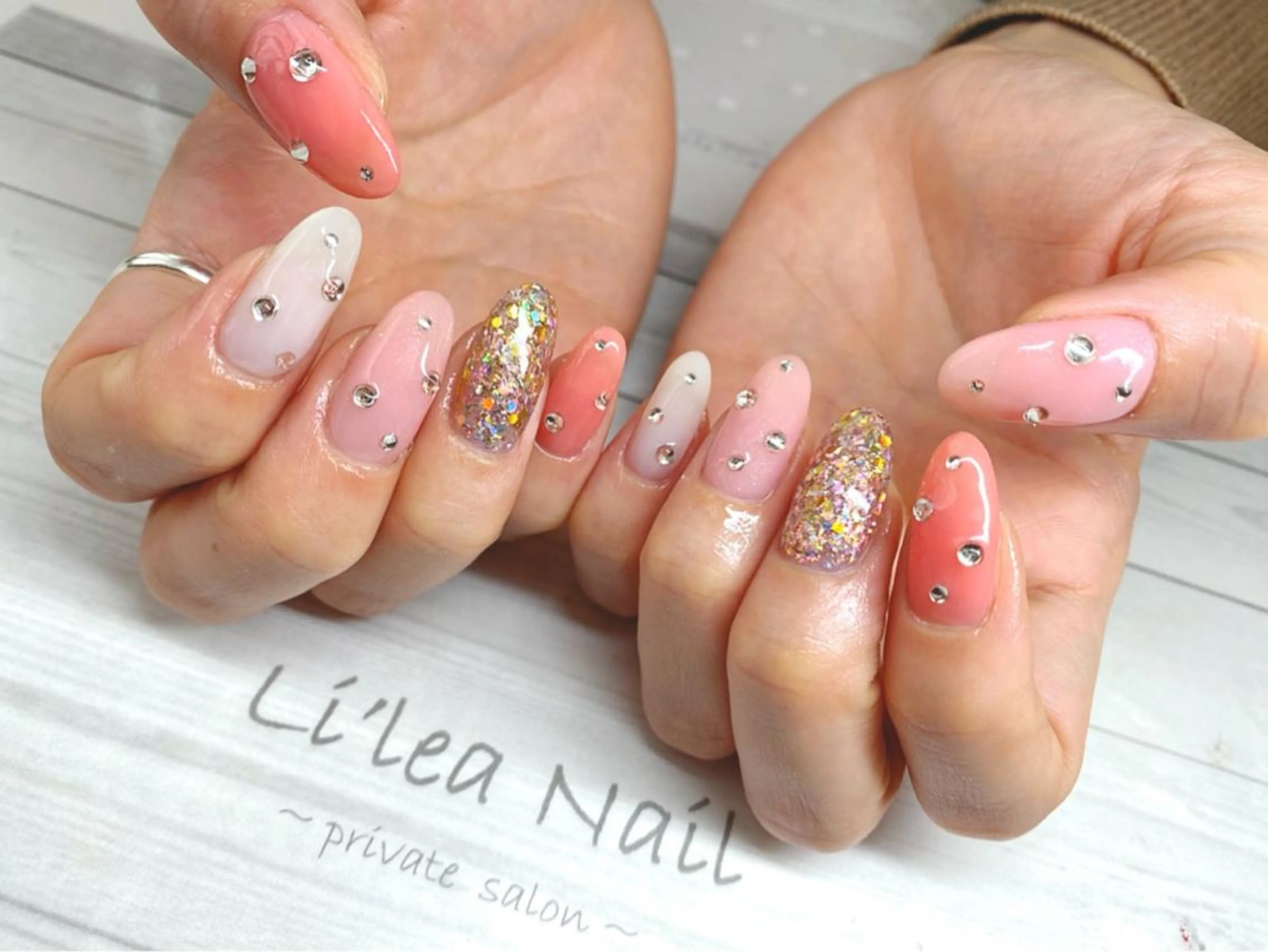 ネイル Li'leaNail AINAのネイルデザイン