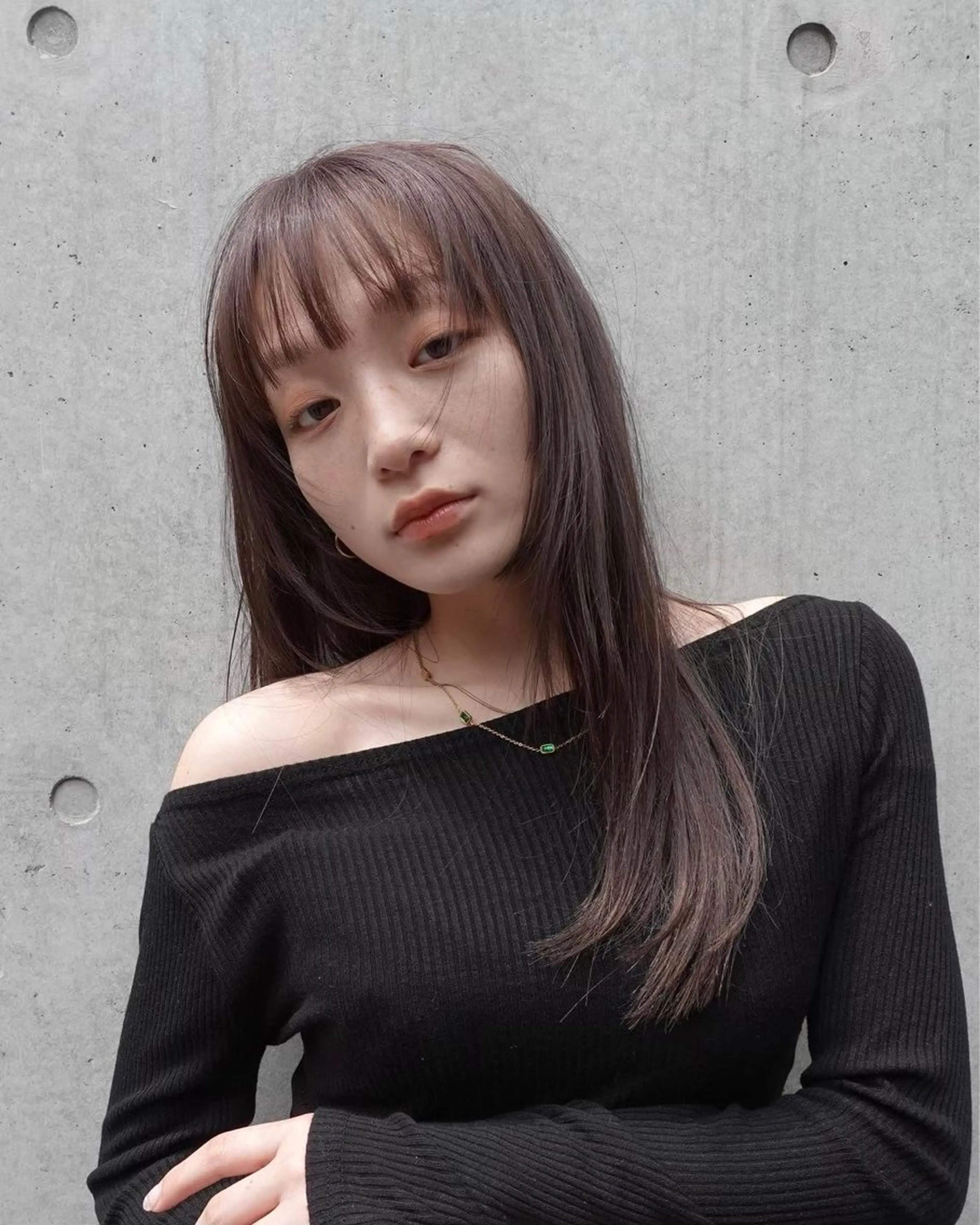 セミロング カラー ヘアカラー hana /ハイトーンカラーのヘアスタイル