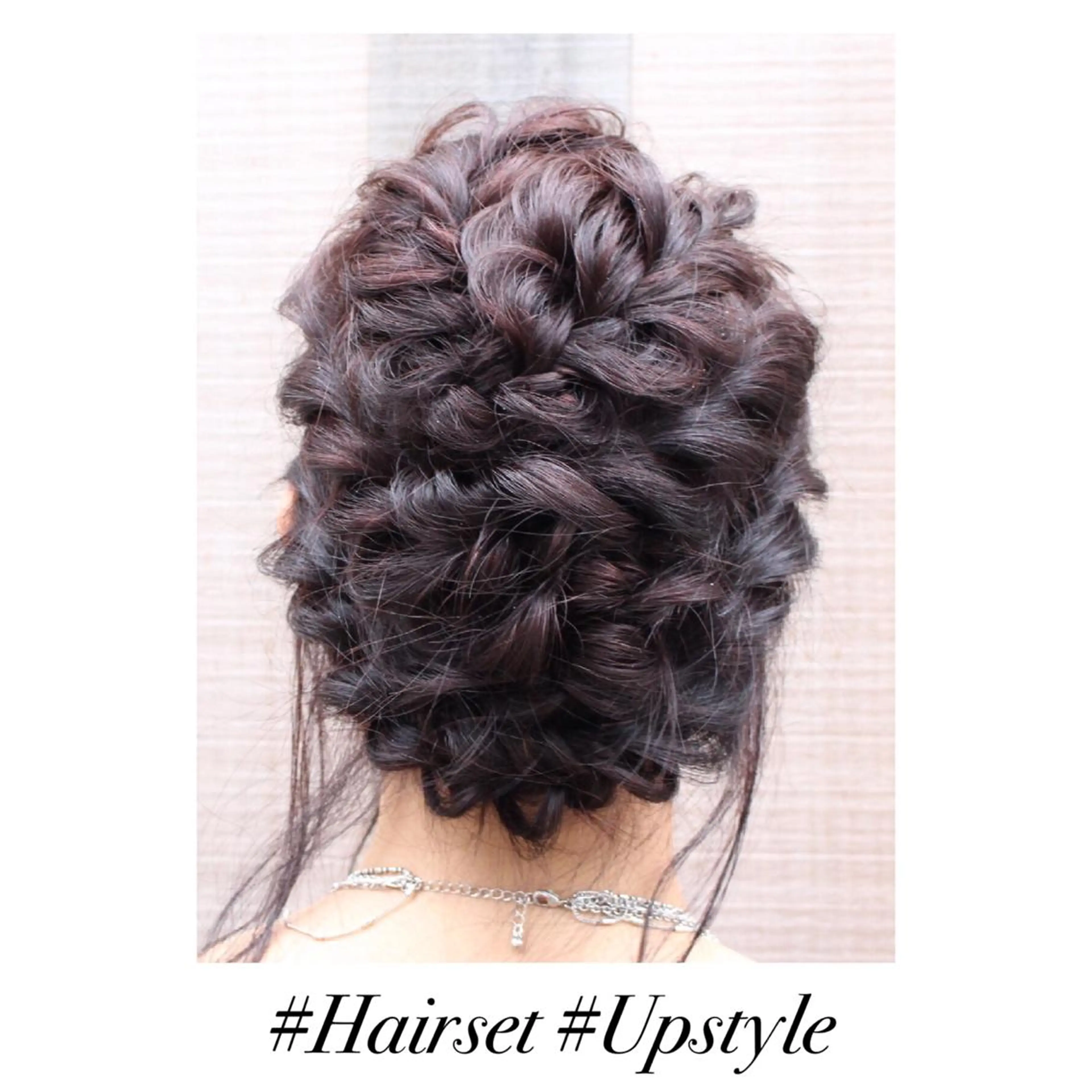 ヘアアレンジ 髪飾り サロウィン所属・K-POP好き美容師 🇰🇷Kai.Yのヘアスタイル