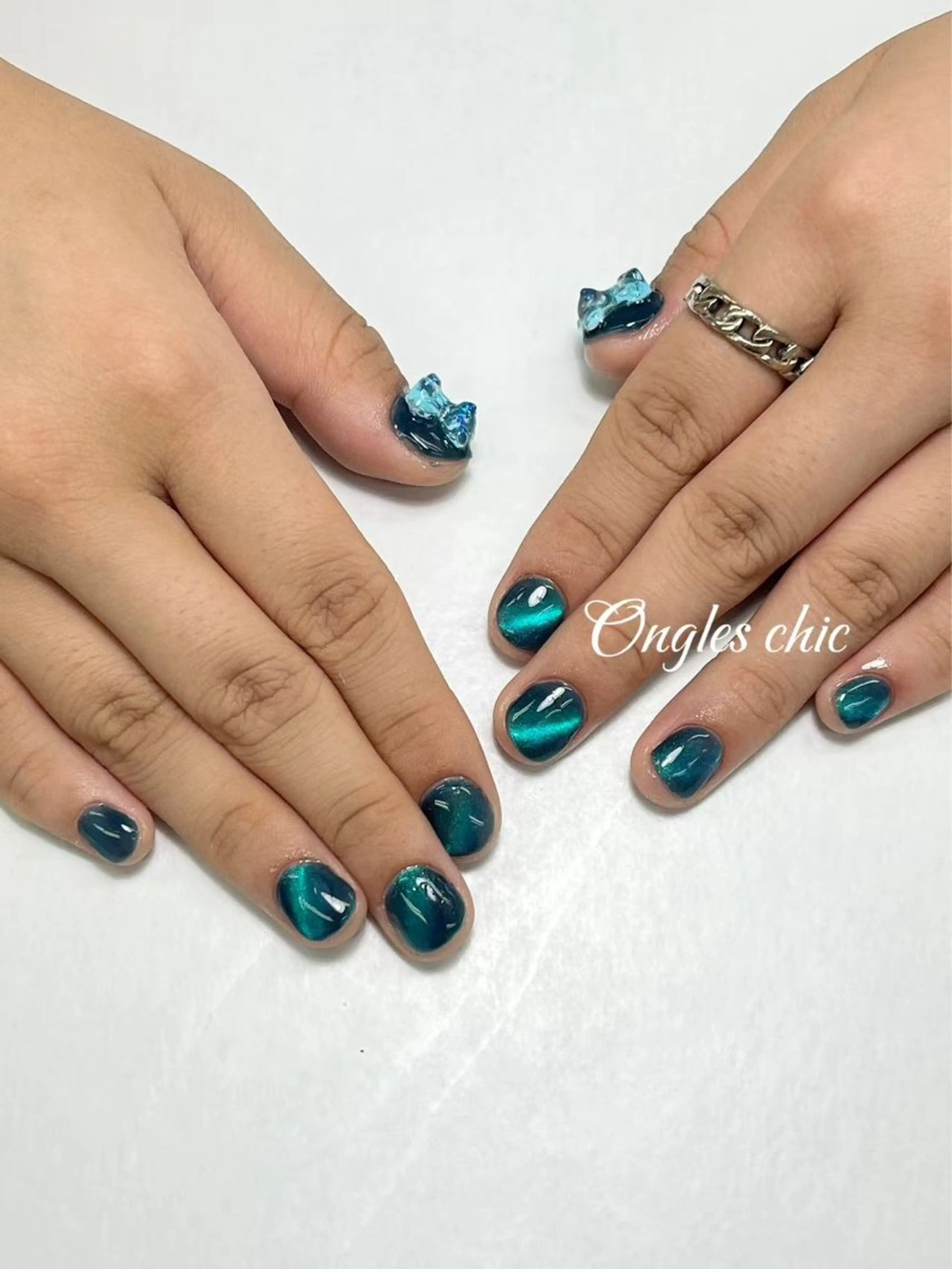 ネイル ハンドネイル ハンドケア ongles chicのネイルデザイン