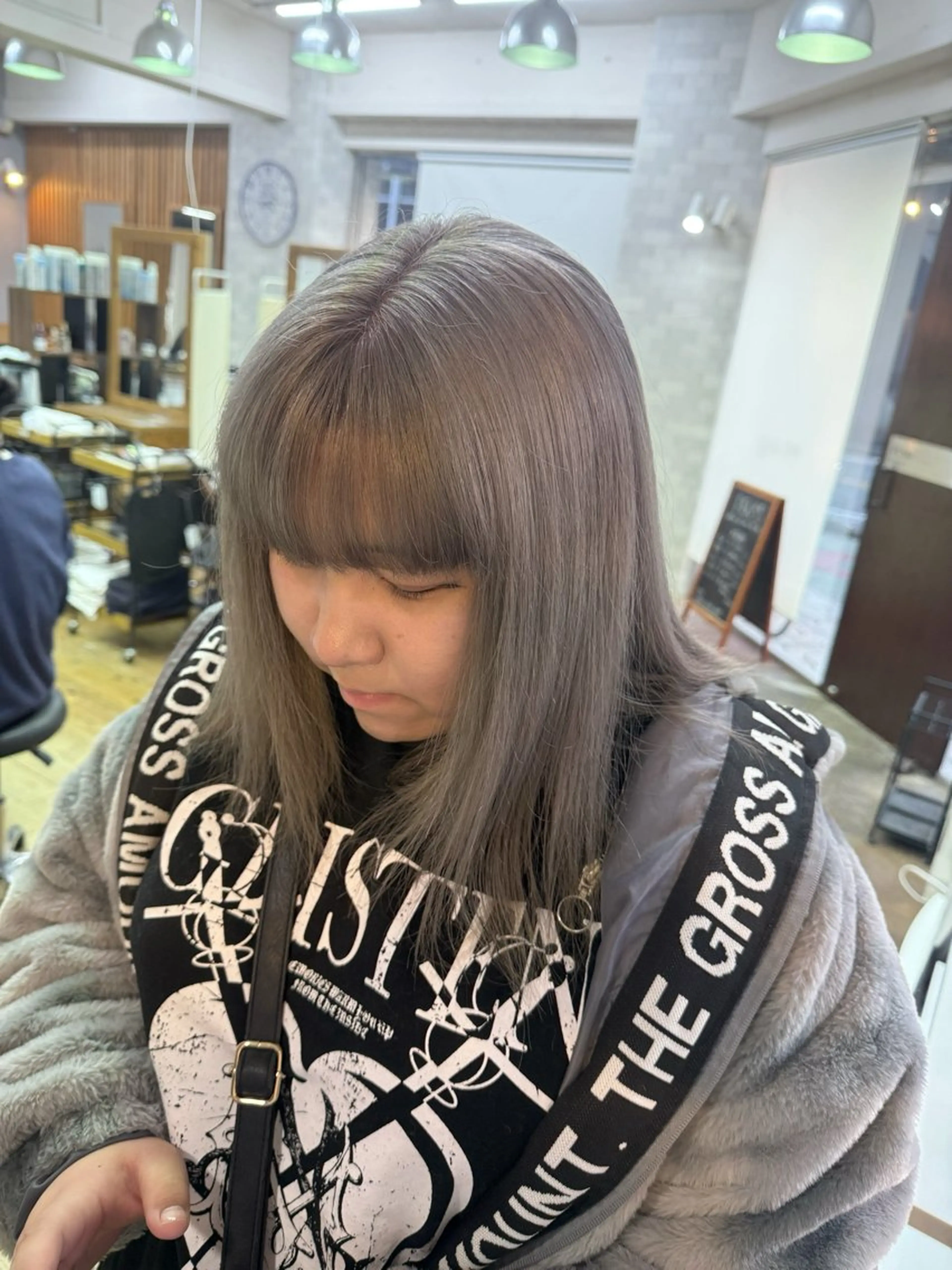ロング カット ヘアカラー ハイトーン×艶カラー 🤍MIZUKIのヘアスタイル