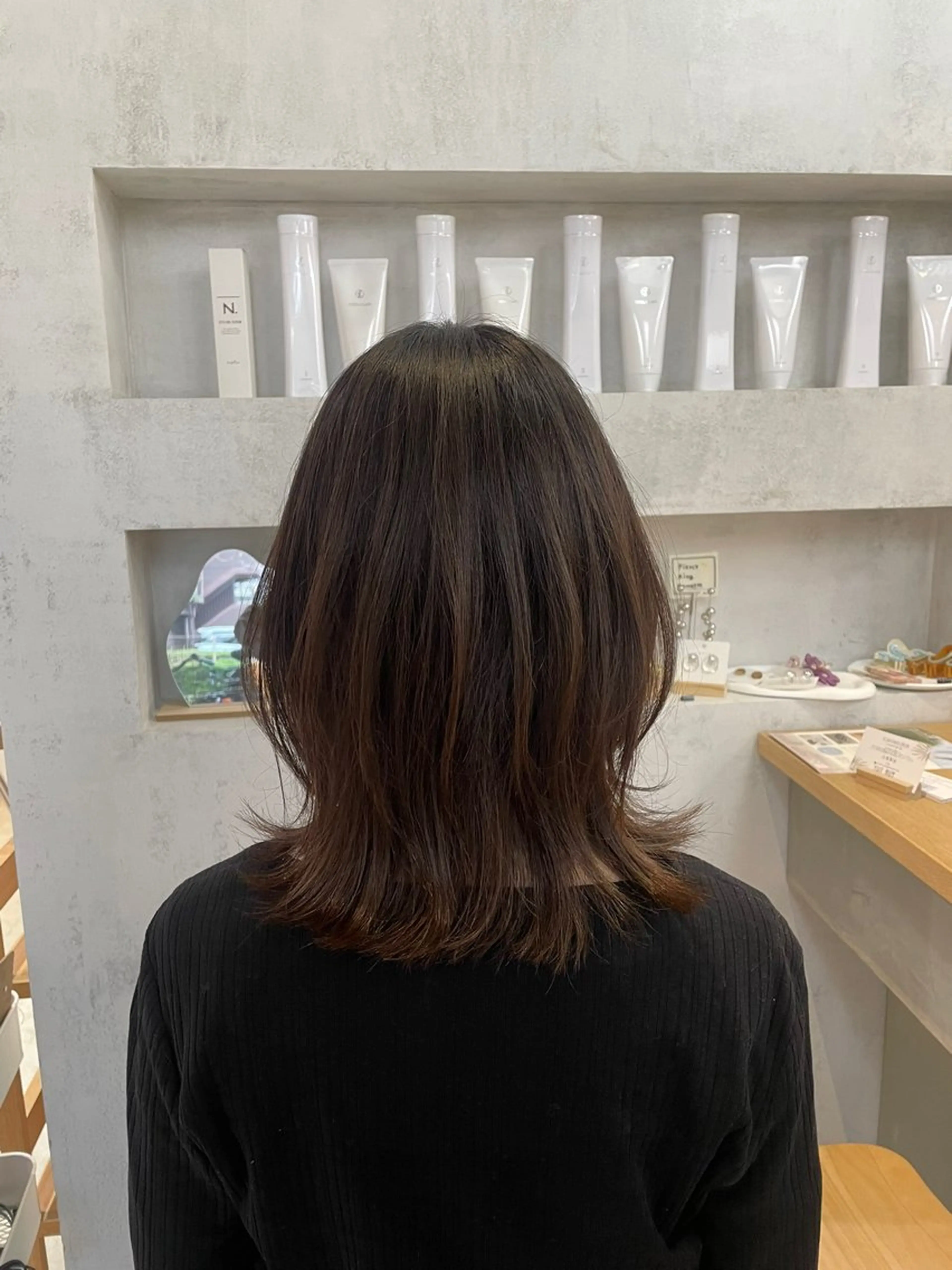 ミディアム レイヤーカット 🌿 濱野玲奈のヘアスタイル