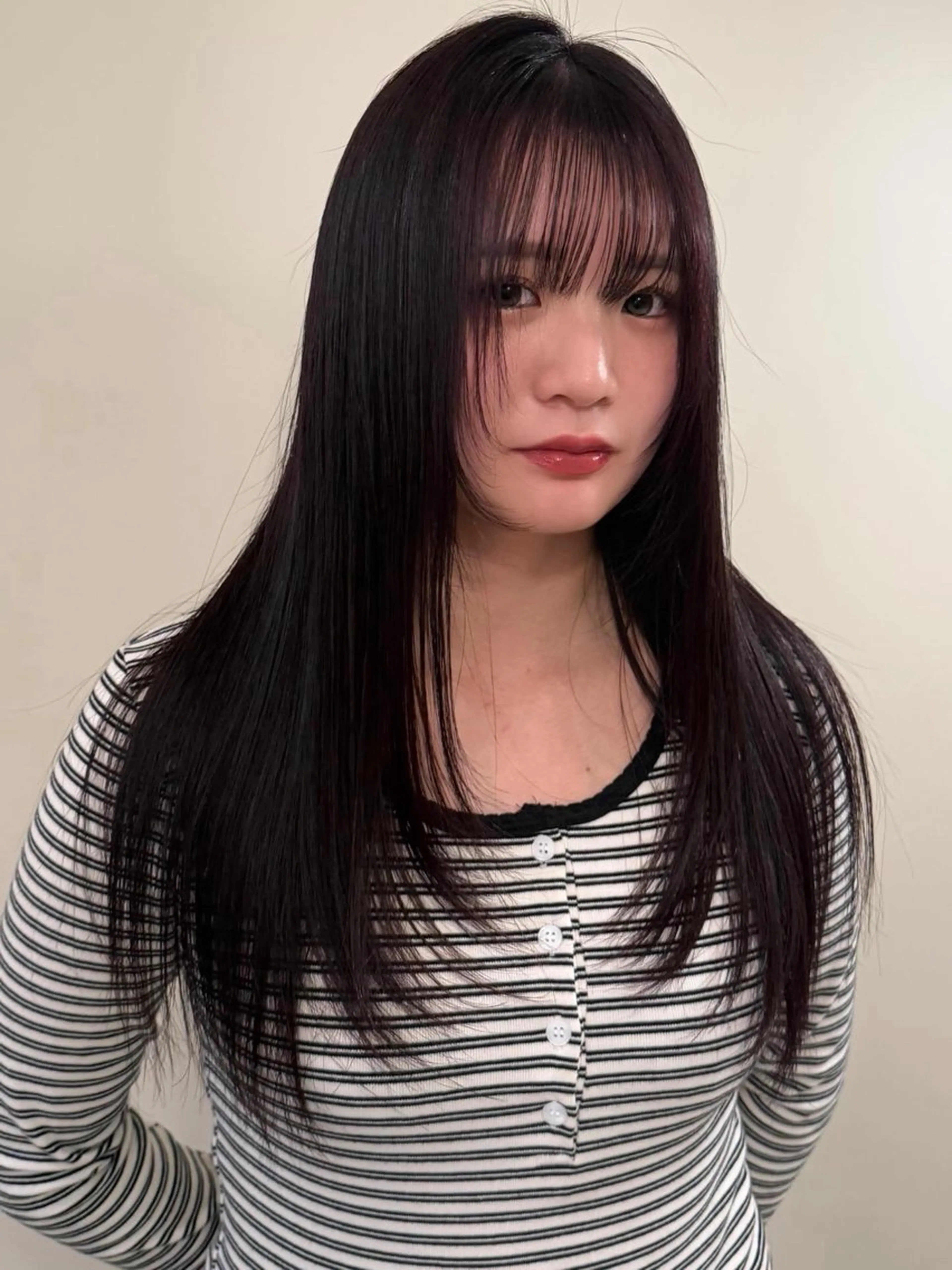 カラー ヘアカラー トリートメント ピエドプール NINAのヘアスタイル