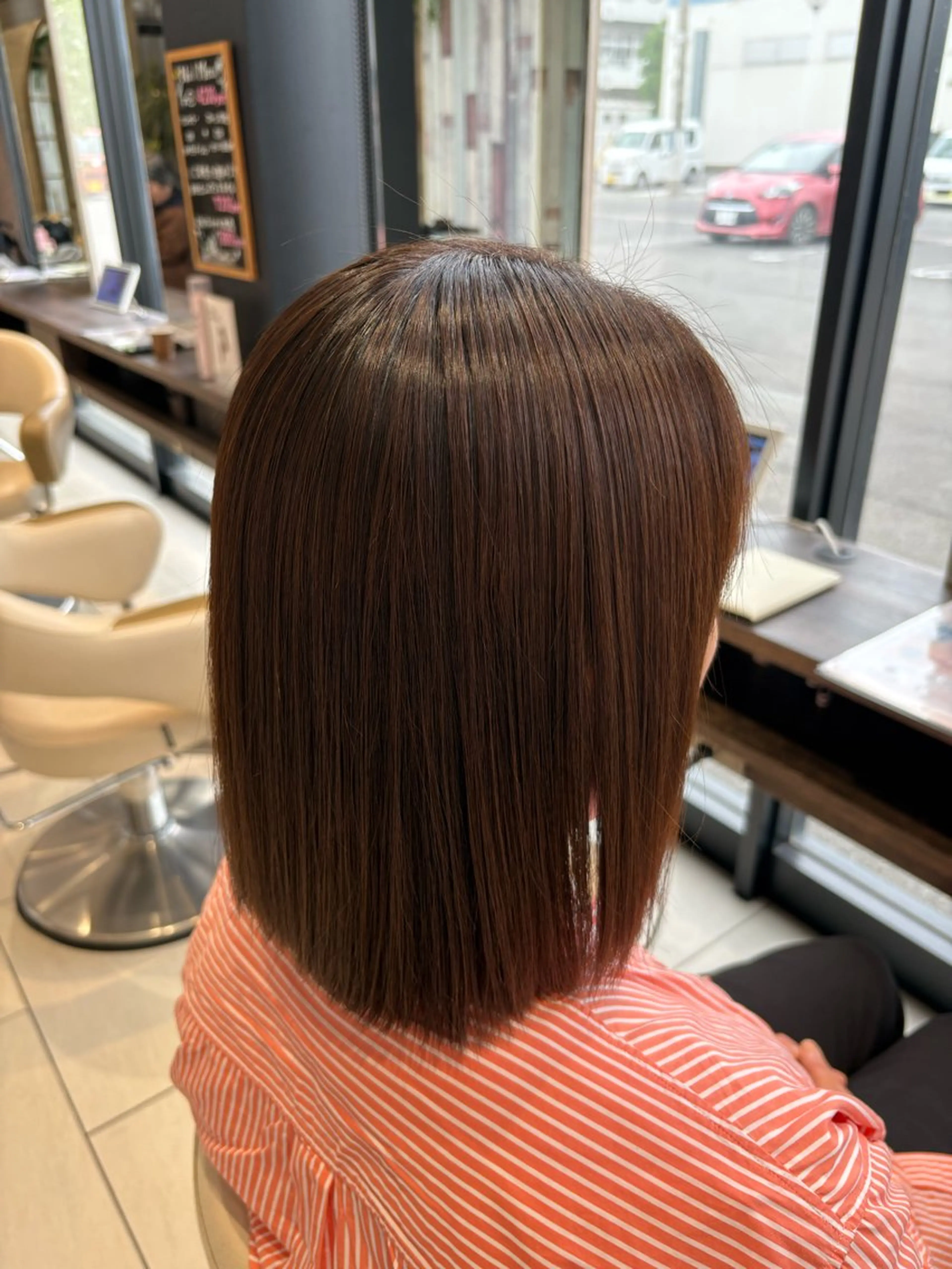 ミディアム 山口 つづみのヘアスタイル