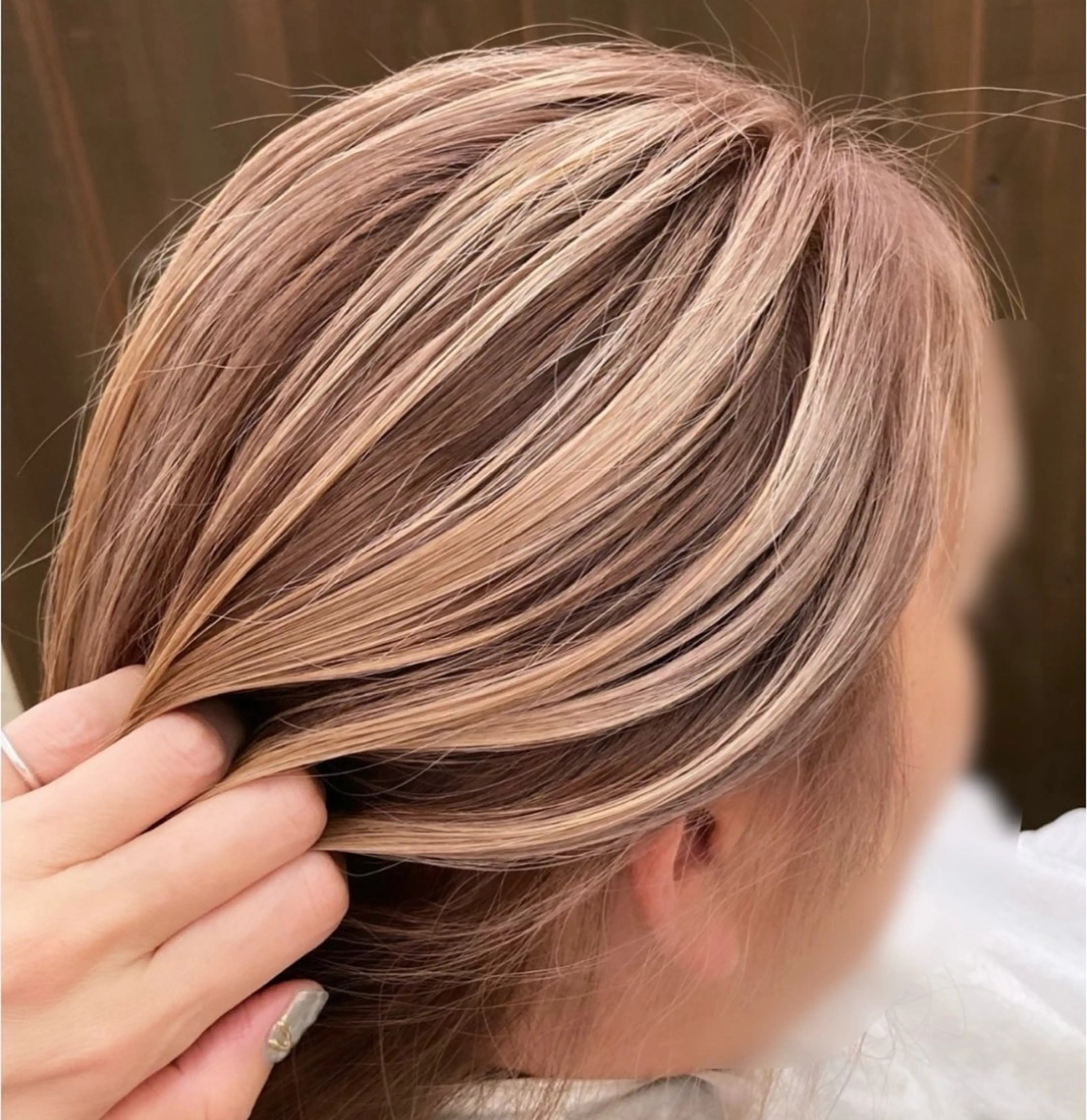 ロング FIRST所属・⭐︎ SAYAKAのヘアスタイル