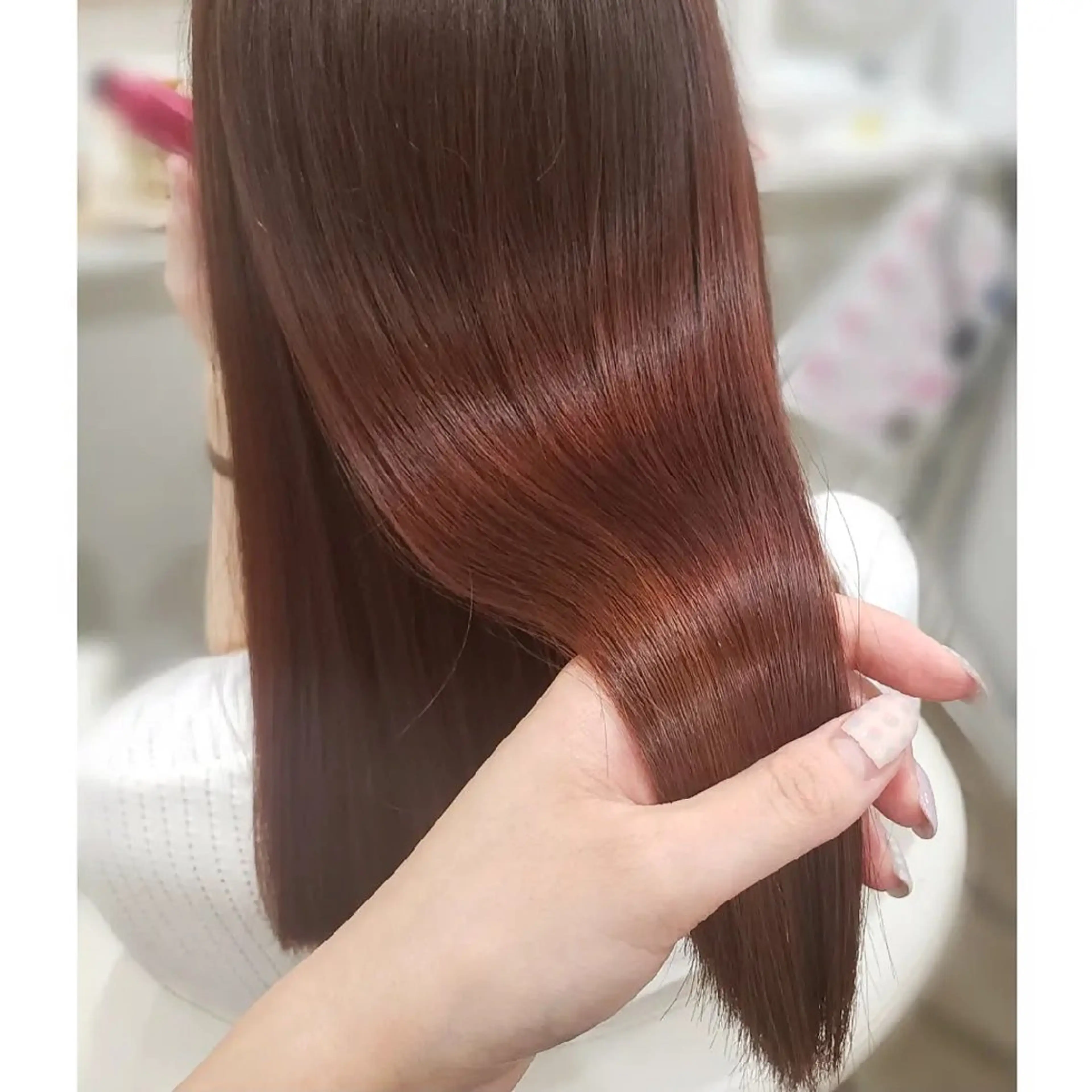 ロング カラー パーマ ブリーチ ブリーチなしカラー オレンジ オレンジレッド レッドカラー カット ヘアカラー 縮毛矯正 髪質改善サロン🍃 AIRI のヘアスタイル