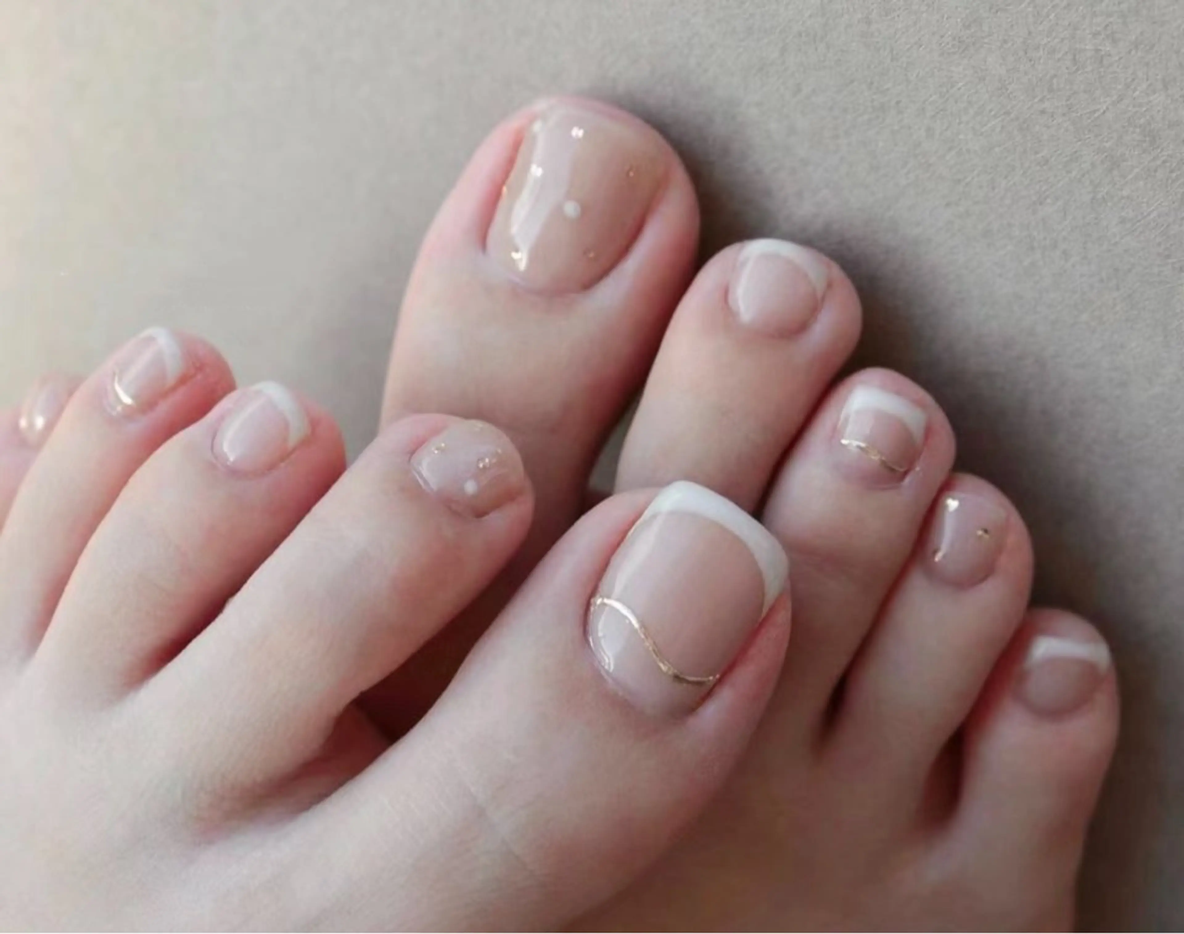 ネイル フットネイル 🎀M nails✨ ビューティーのネイルデザイン