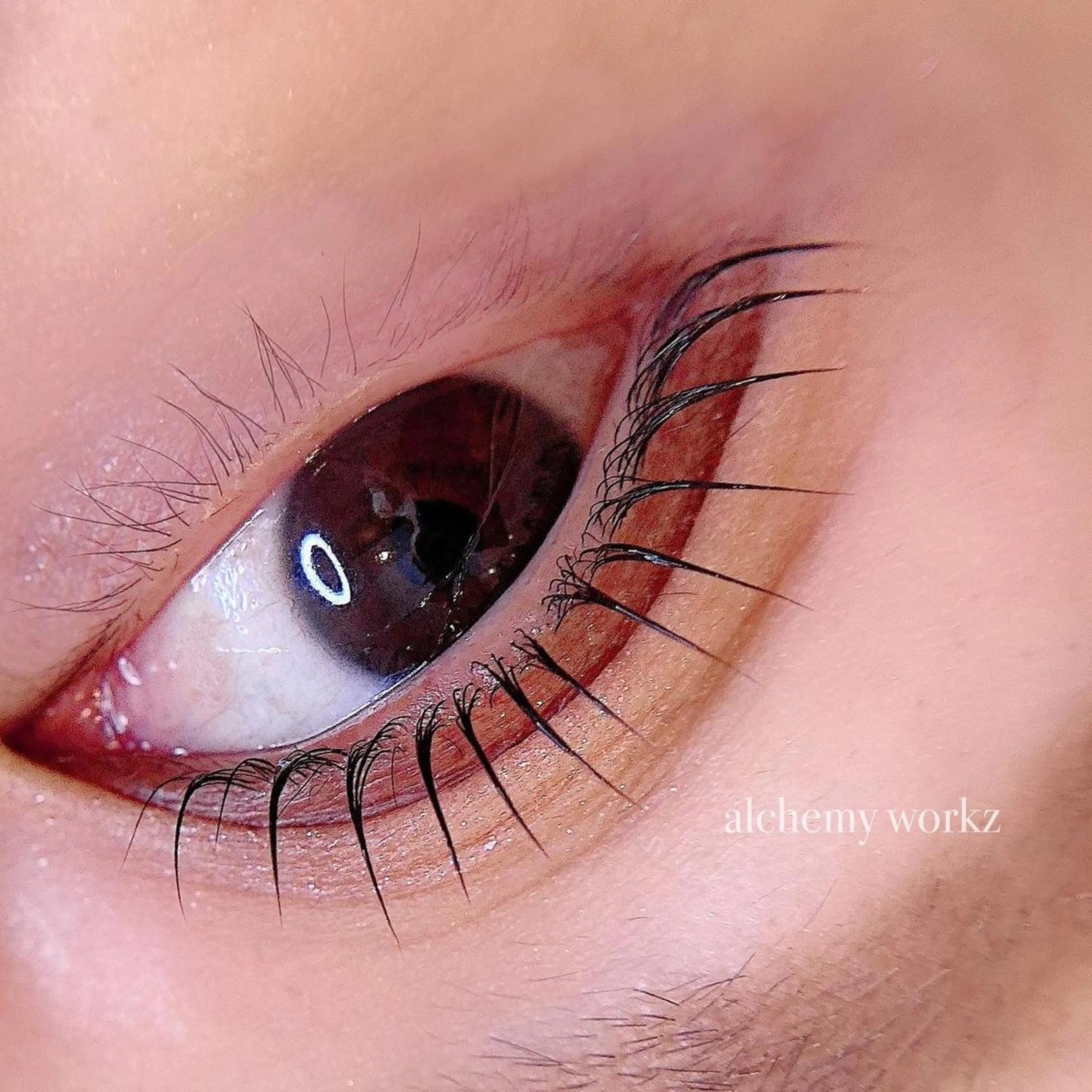 アイブロウ alchemy workzのマツエク・マツパデザイン