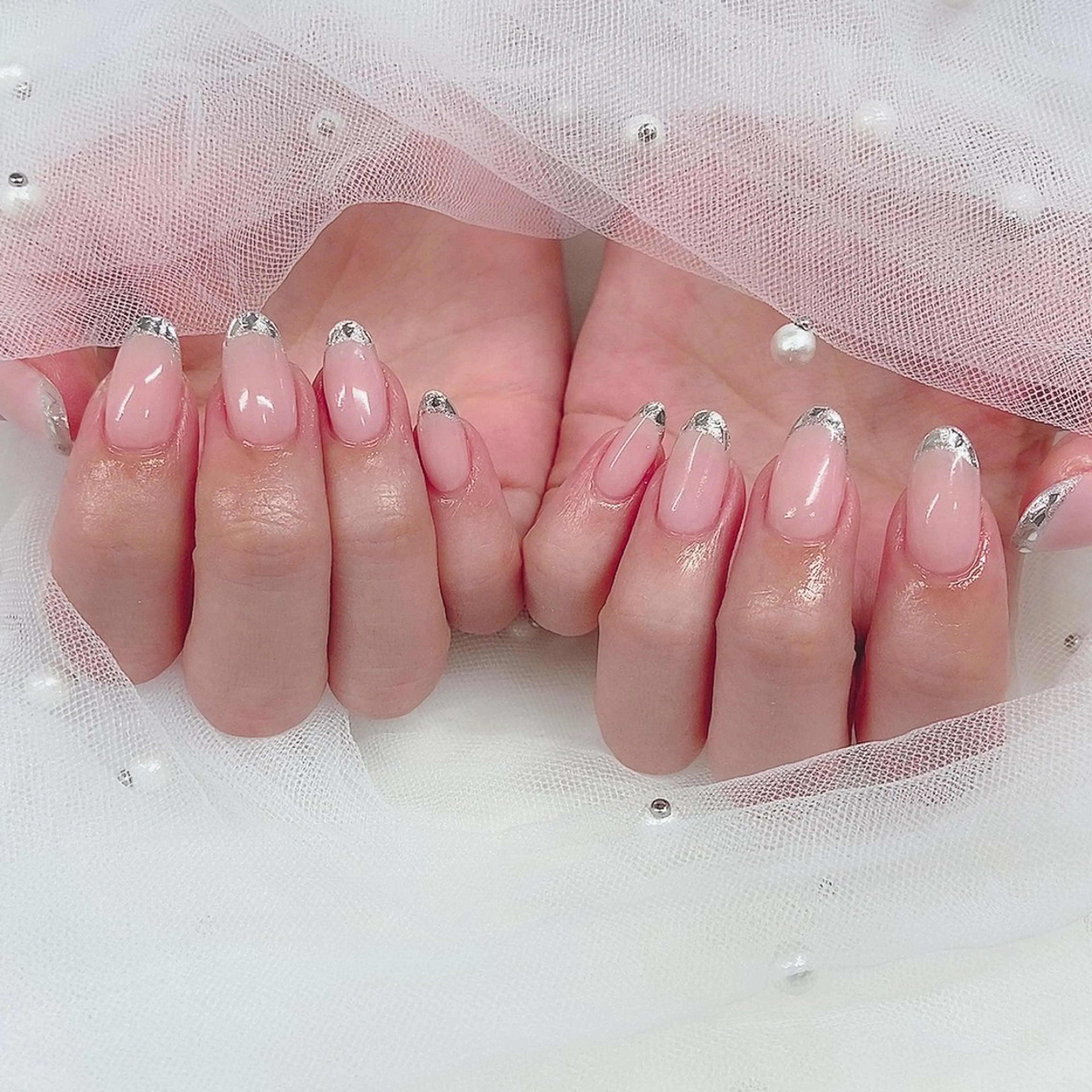 ネイル フレンチネイル ガラスフレンチ キラキラネイル ピンク ワンホンネイル ハンドネイル べルミエール sakiのネイルデザイン