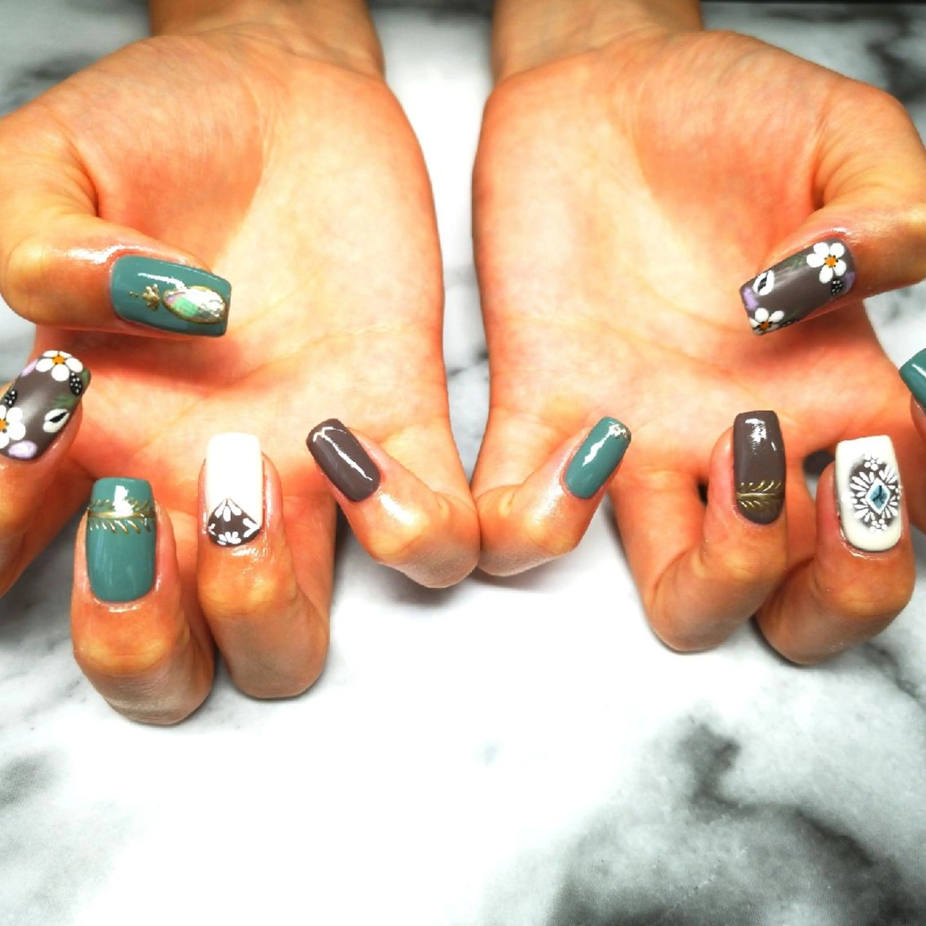 ネイル ハンドネイル 石渡 美弥のネイルデザイン