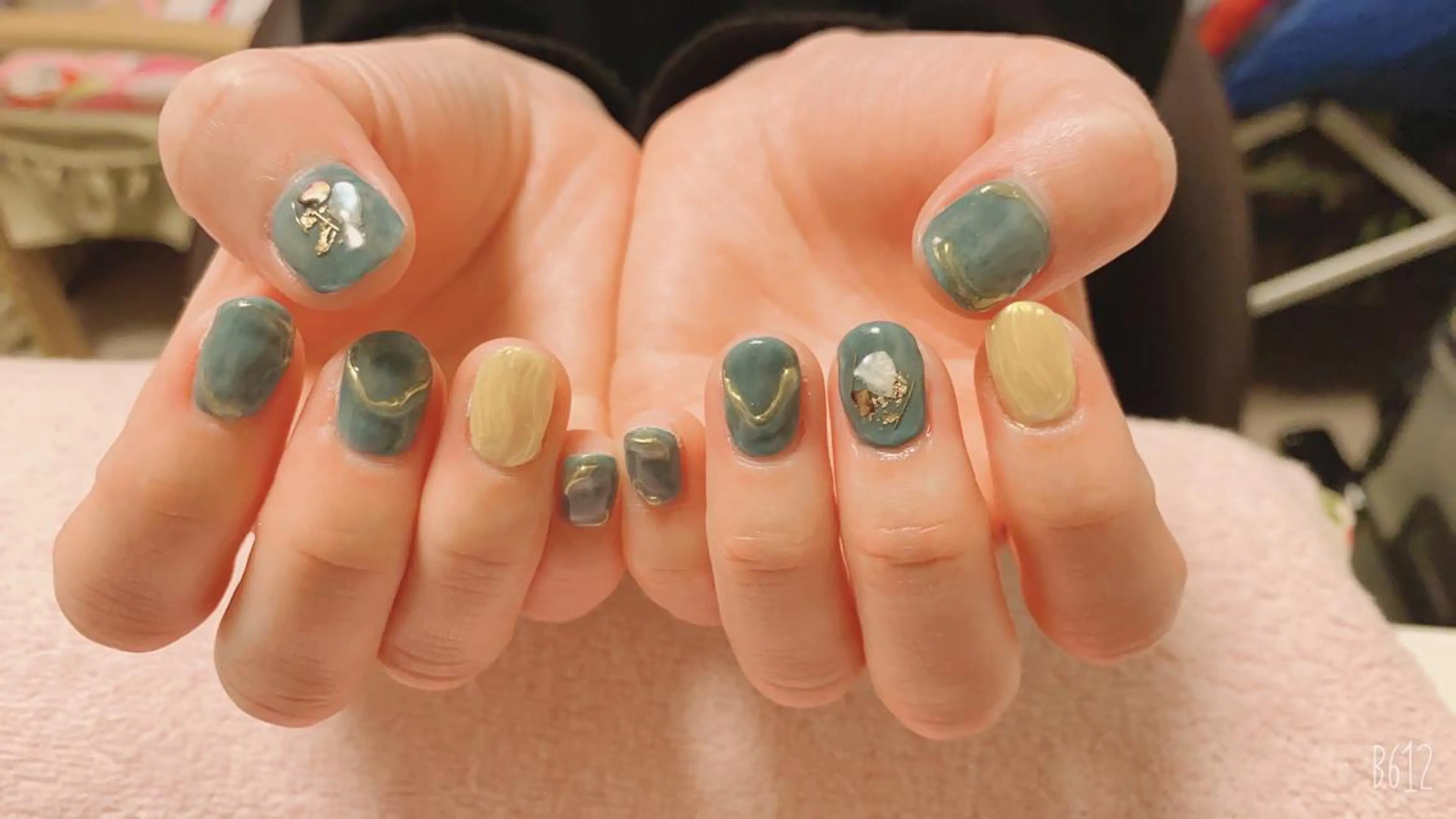 ネイル グリーン VIST☆ ｍａｍｉのネイルデザイン