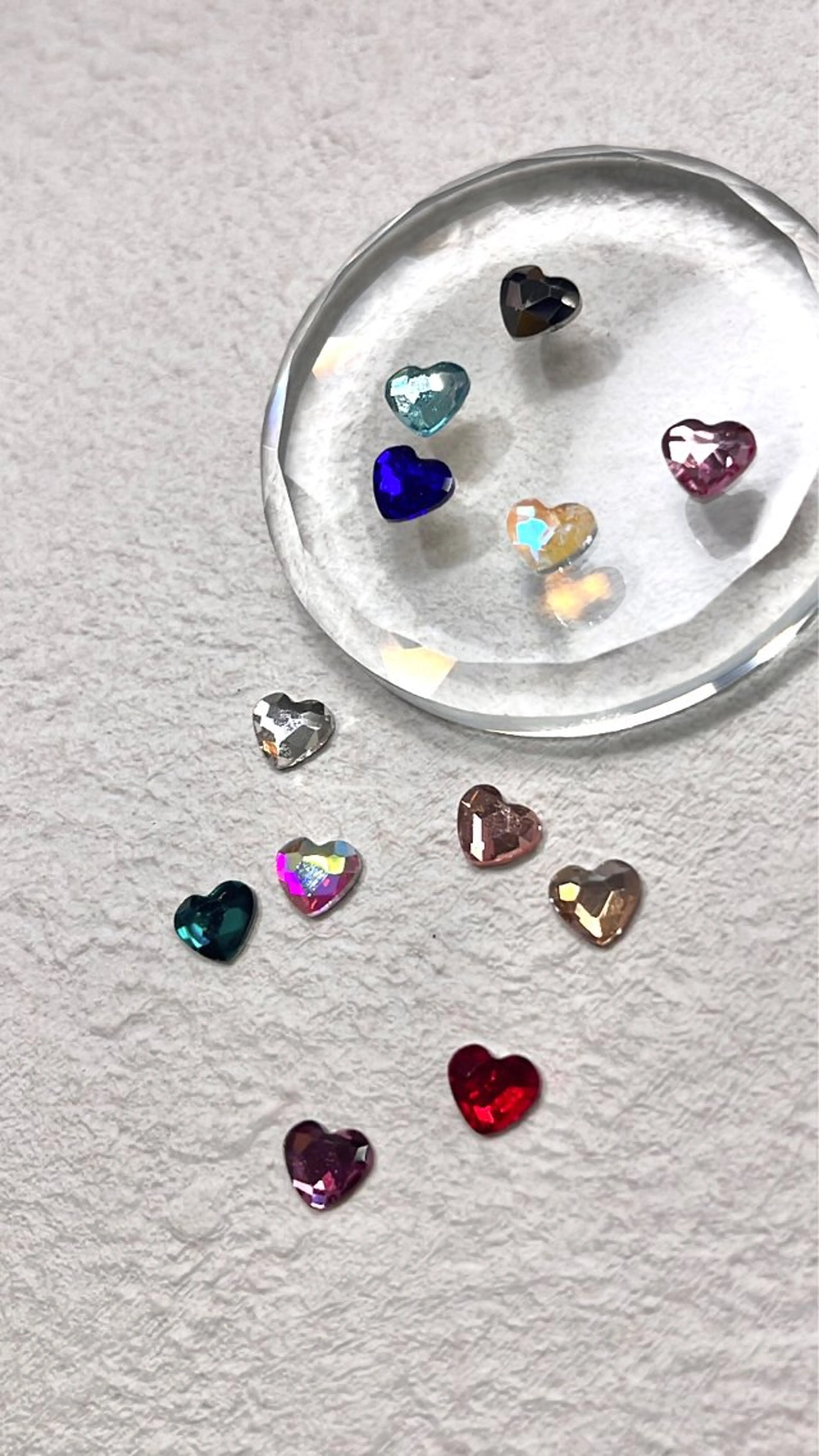 ネイル ハート キラキラネイル ストーンネイル para ☀︎ sol by BECK所属・Para Sol nail　Maoのネイルデザイン