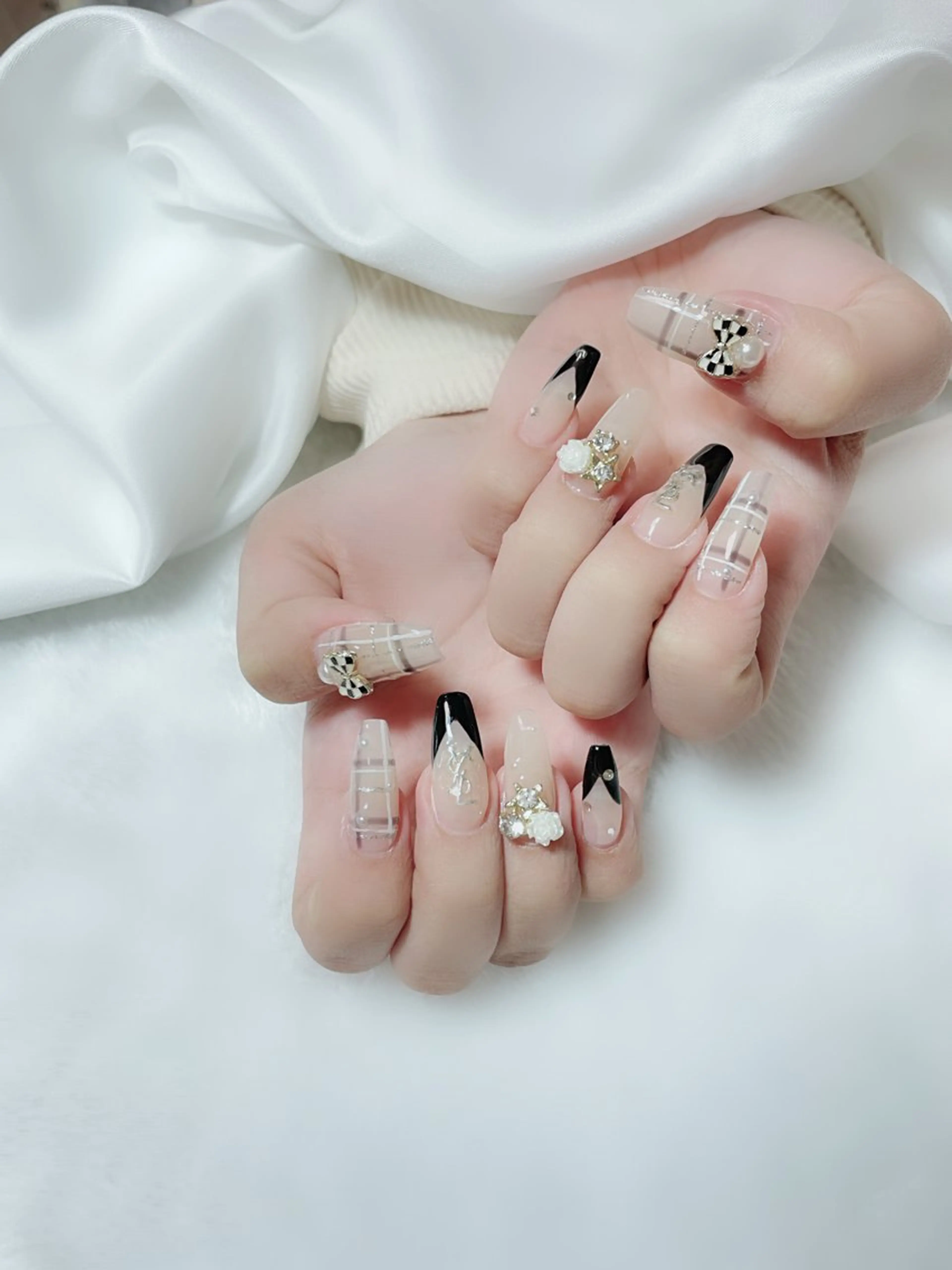 ネイル Amina nail salonのネイルデザイン