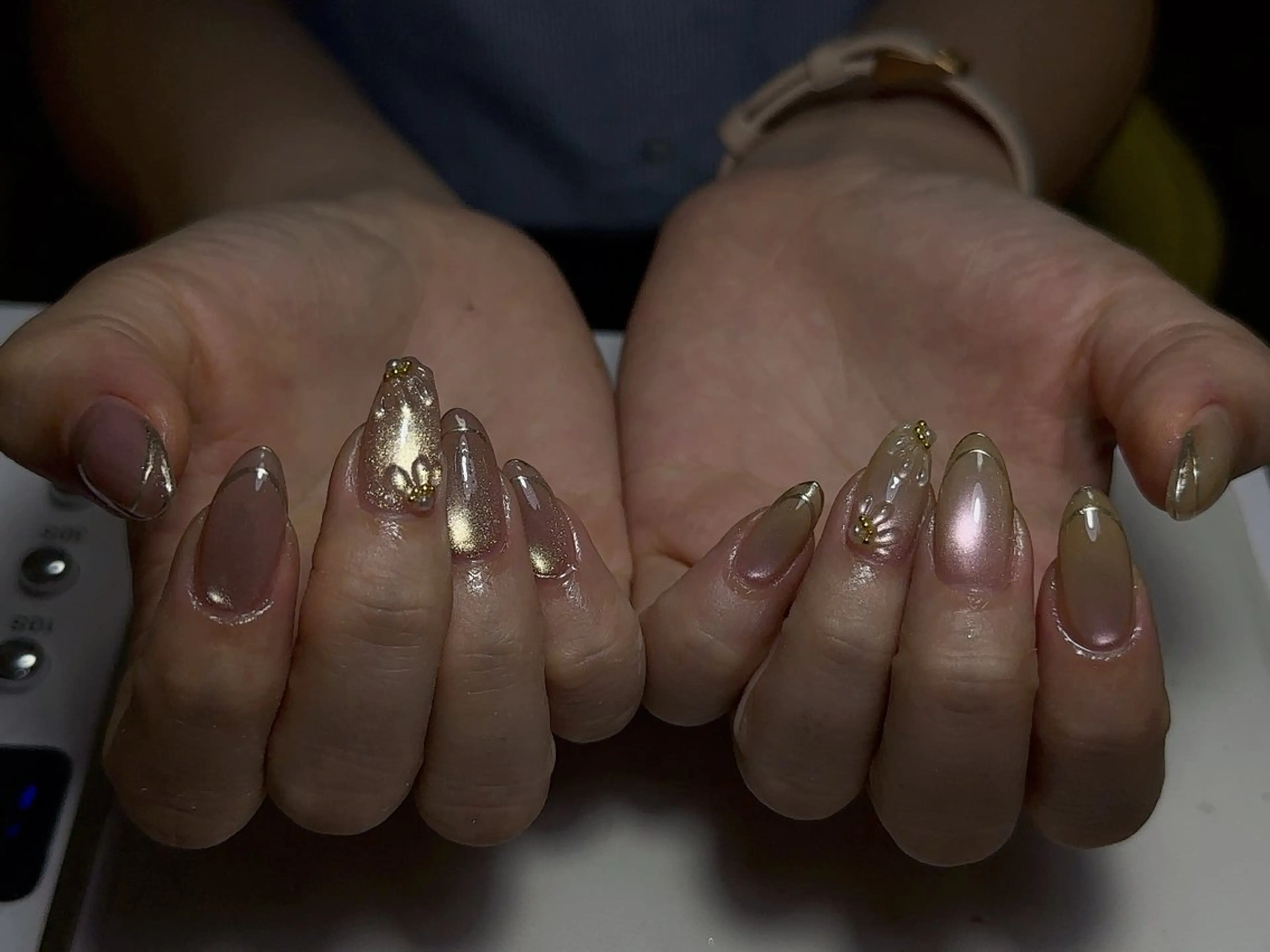 ネイル ハンドネイル NAIL CIRCLESのネイルデザイン