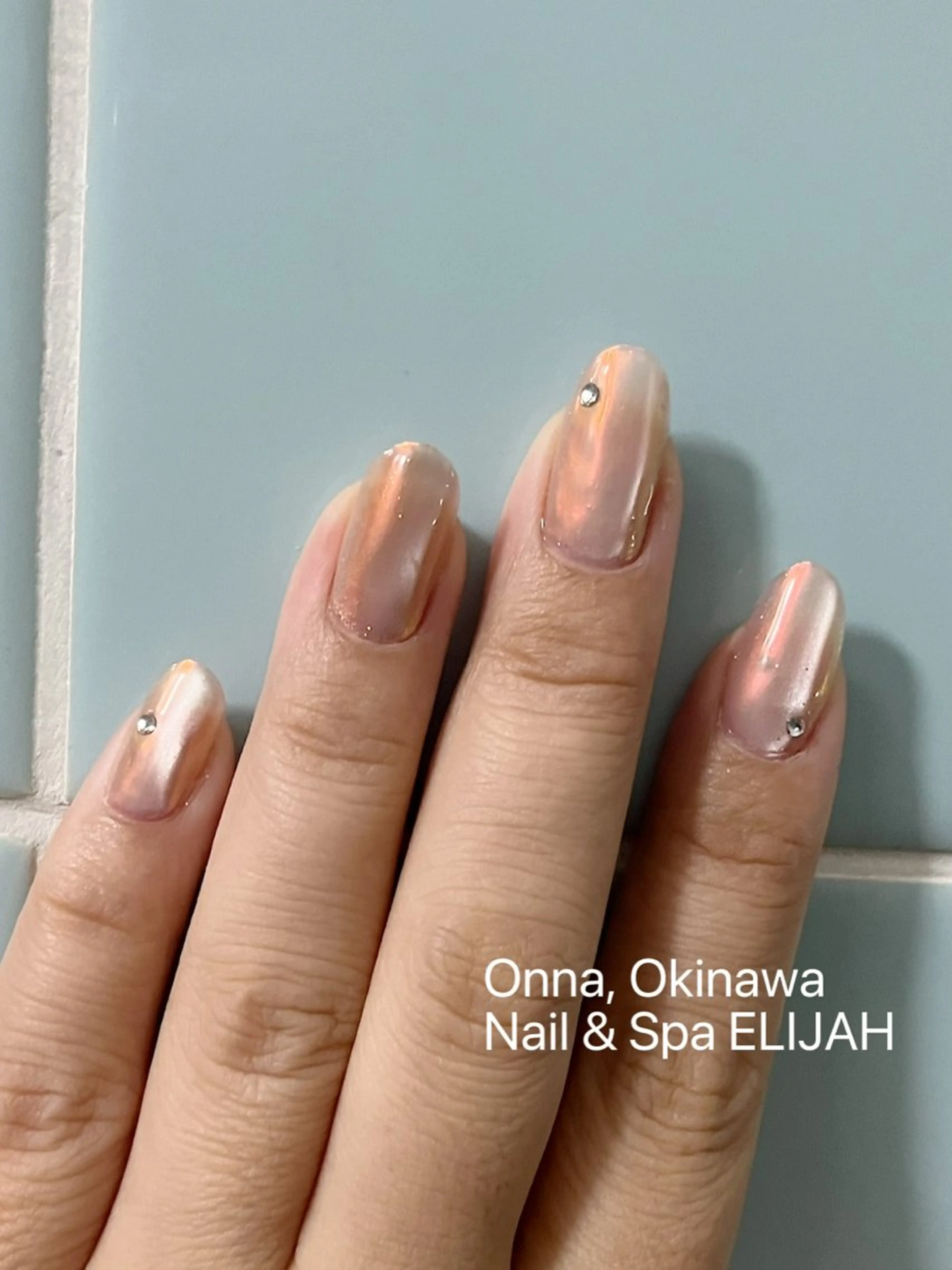 ネイル ハンドネイル ダンラップ新里 友簣乃のネイルデザイン