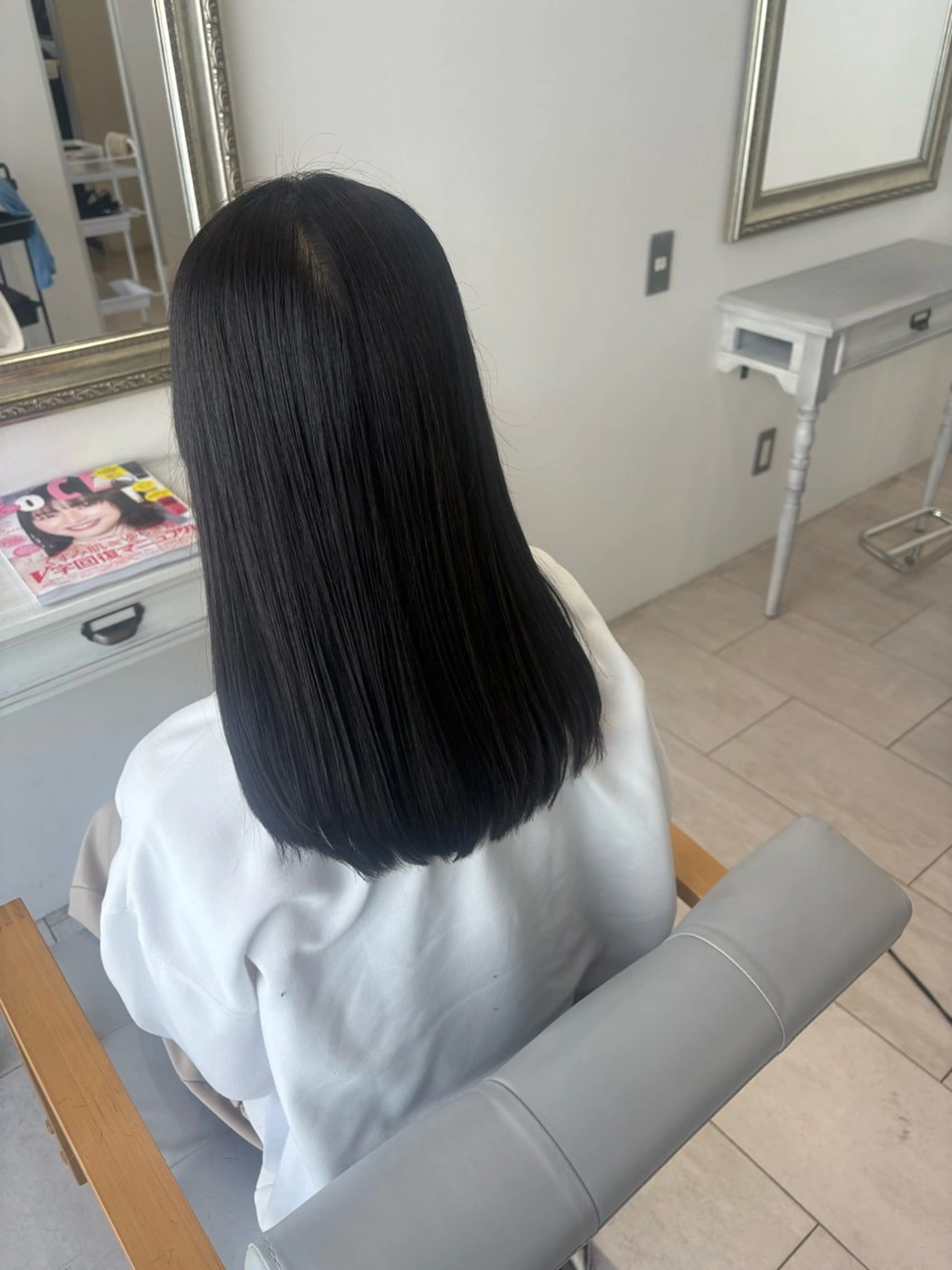 ロング アベ ミスズのヘアスタイル