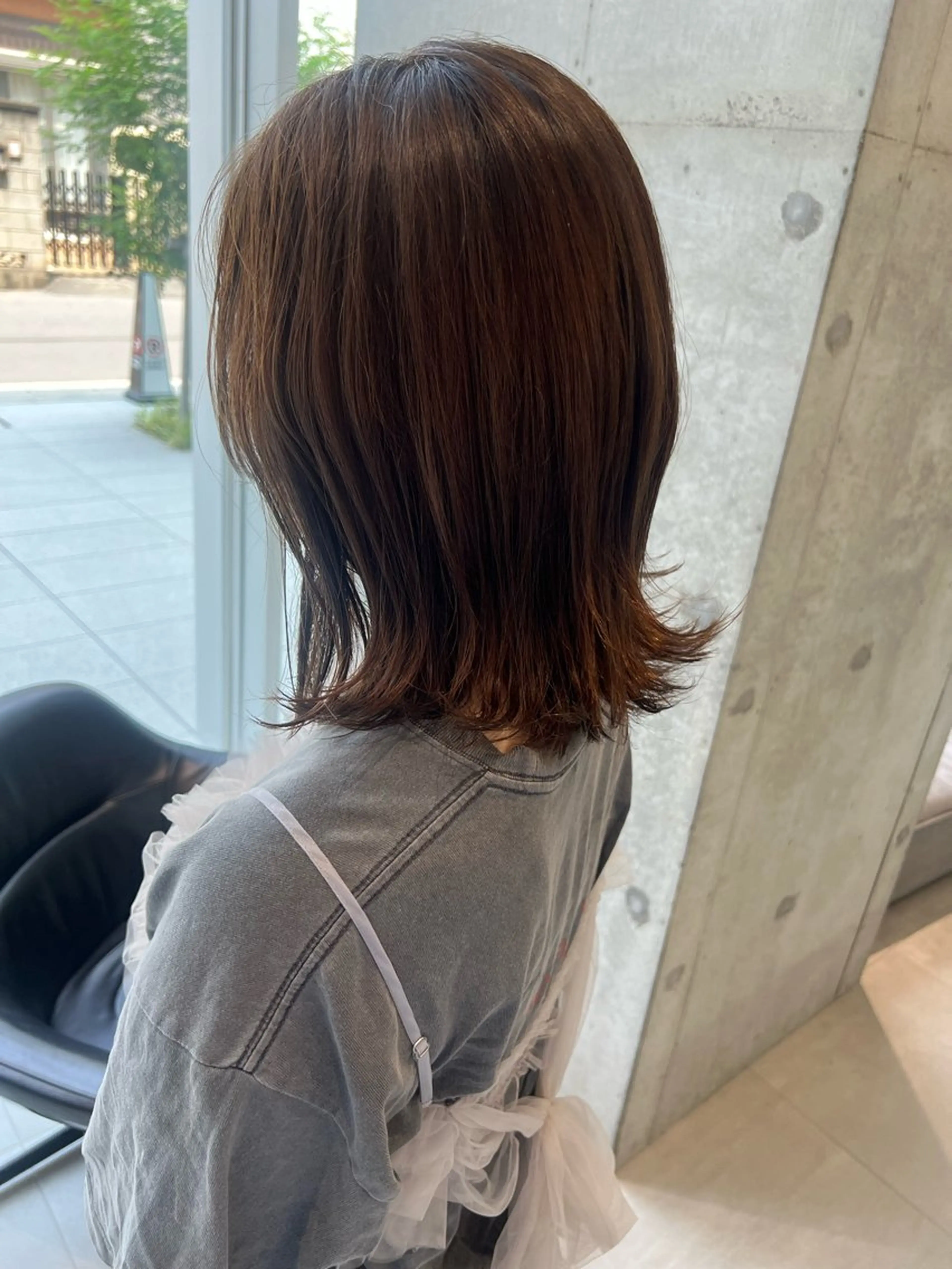 ミディアム カラー ベージュカラー ブリーチ ブラウンカラー ブリーチなしカラー カット ヘアカラー トリートメント 吉沢遣人/レイヤー 艶カラー/抜け感のヘアスタイル