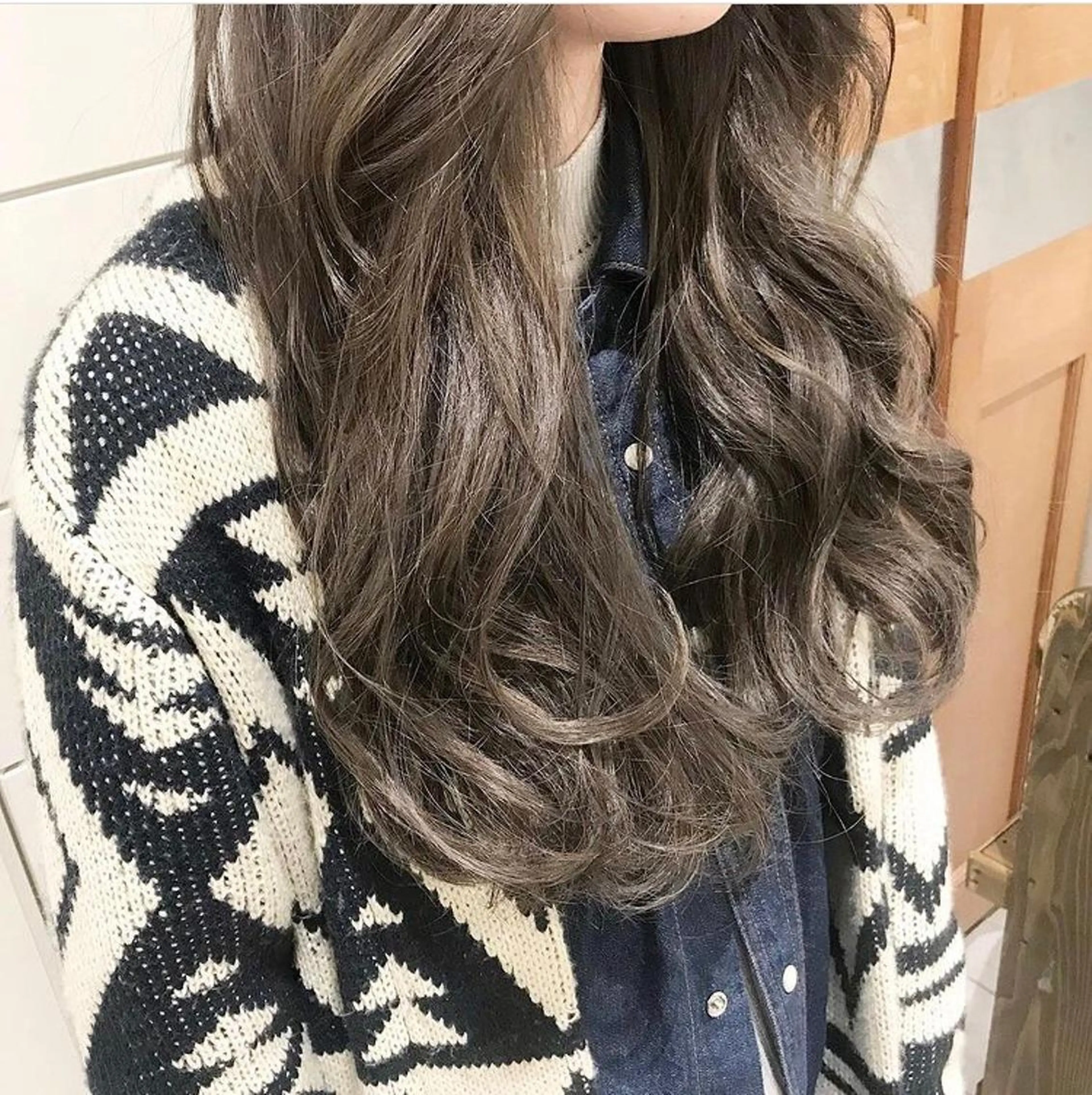 ロング カラー 渋谷/韓国風 西原直樹のヘアスタイル