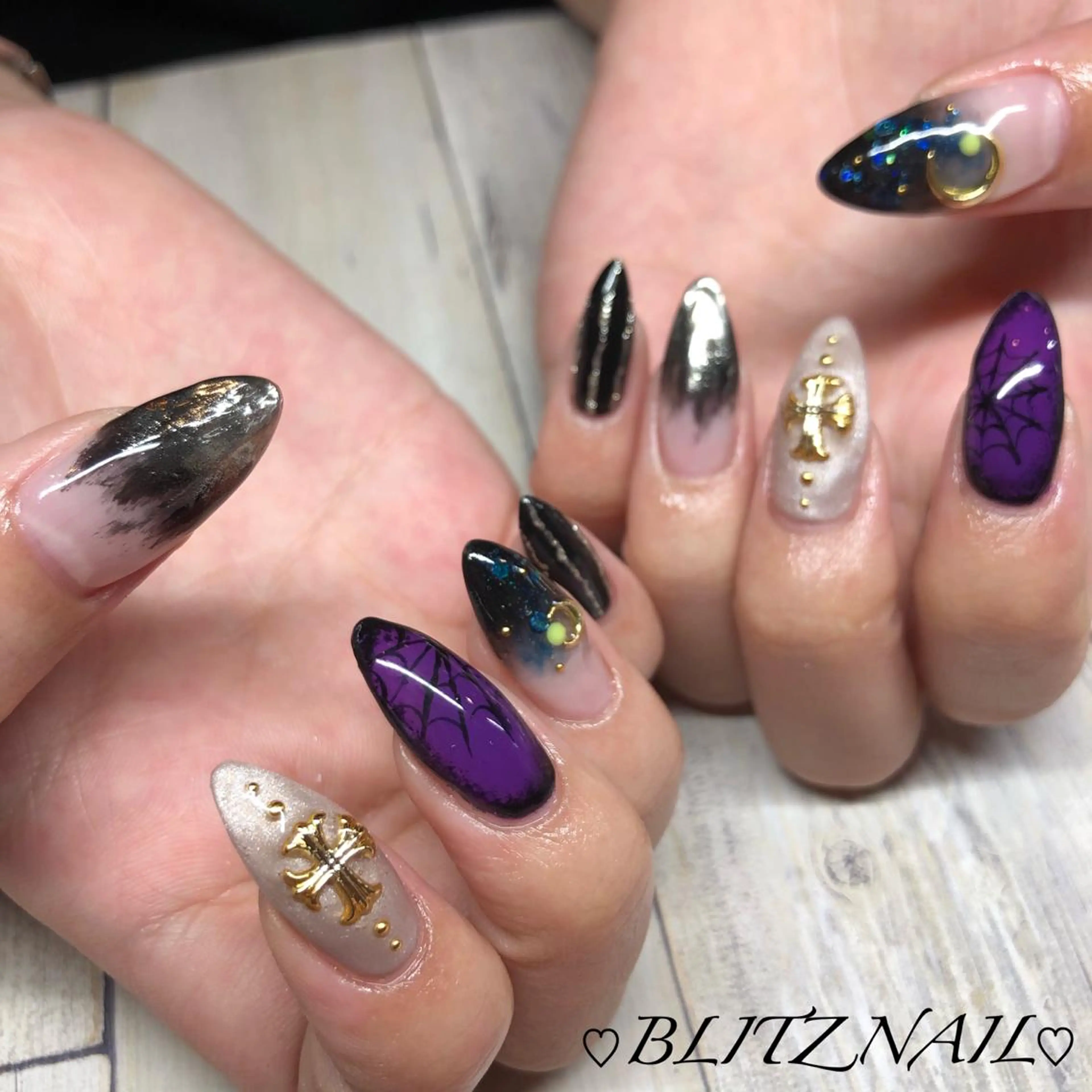 ネイル BLITZ Nail 岩田💅🏻✨のネイルデザイン