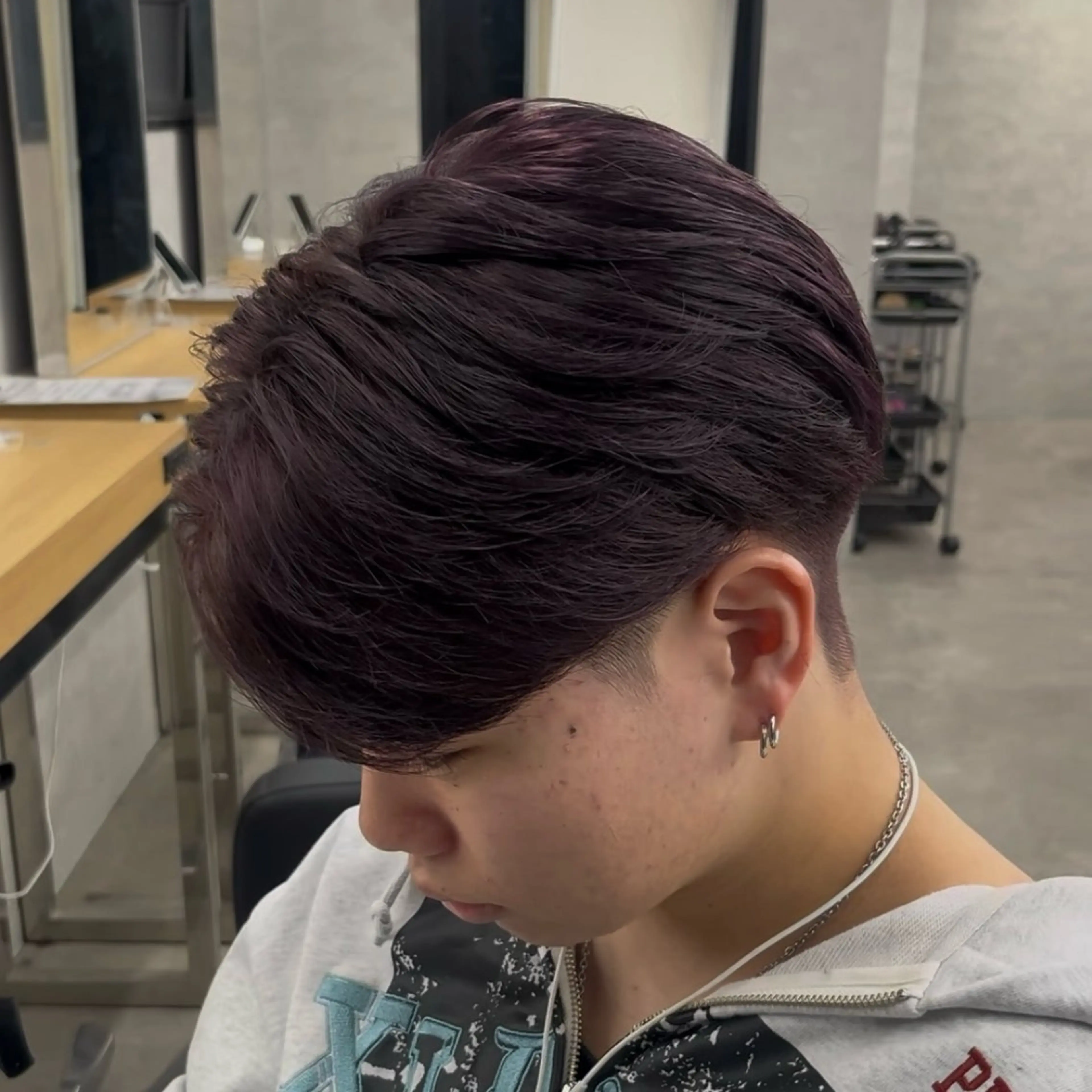 ショート カラー パーマ メンズ メンズパーマ ニュアンスパーマ カット パーマ センターパート マスターかずまのヘアスタイル