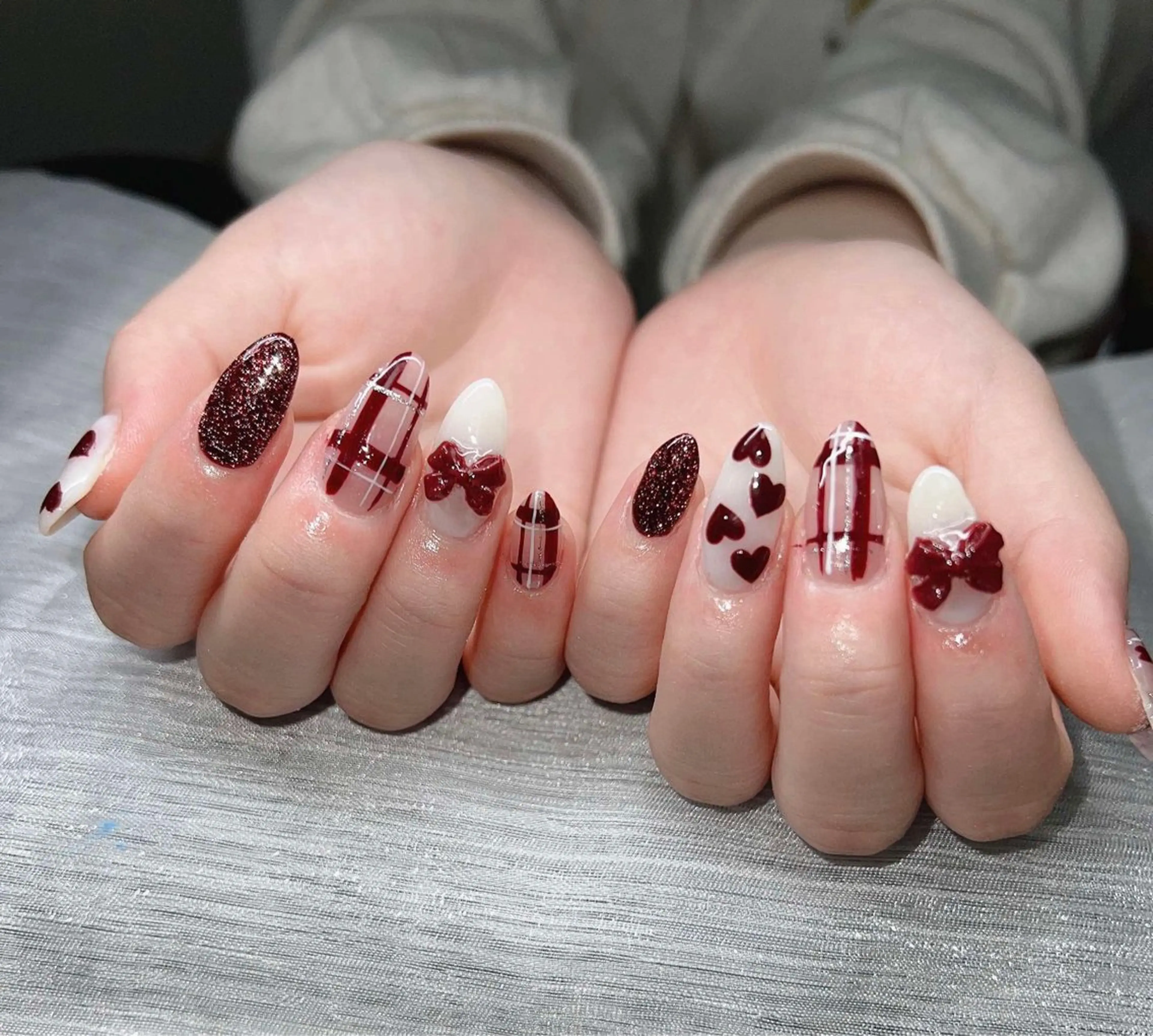ネイル オーロラネイル チークネイル 長さ出し フットネイル フレンチネイル Lee Nails チップ長さだし専門店のネイルデザイン