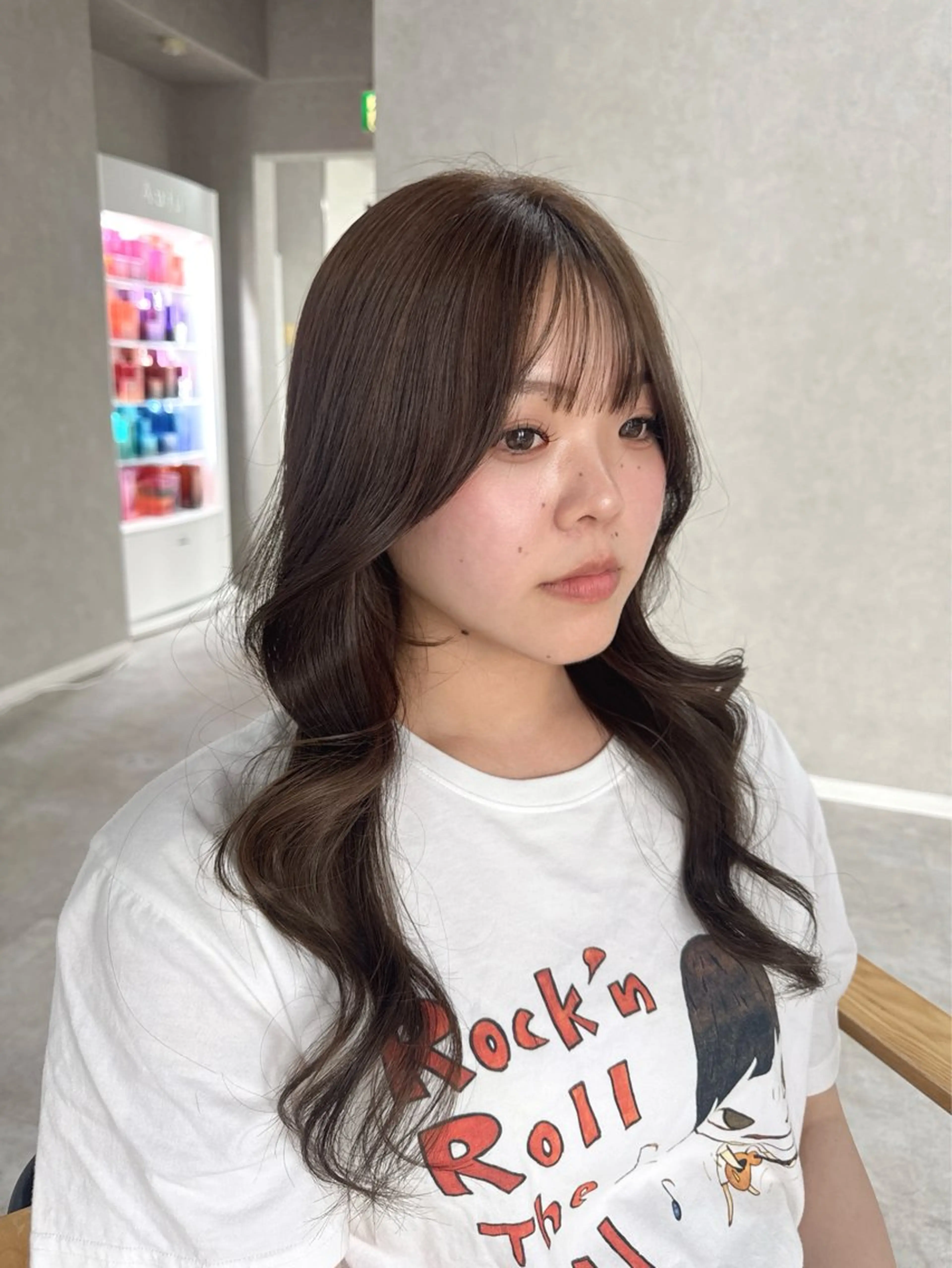 ロング カラー アッシュ アッシュブラウン ベージュカラー 黒髪 ブリーチ カット ヘアカラー トリートメント 赤み無し柔らかカラー 【梅田】madokaのヘアスタイル