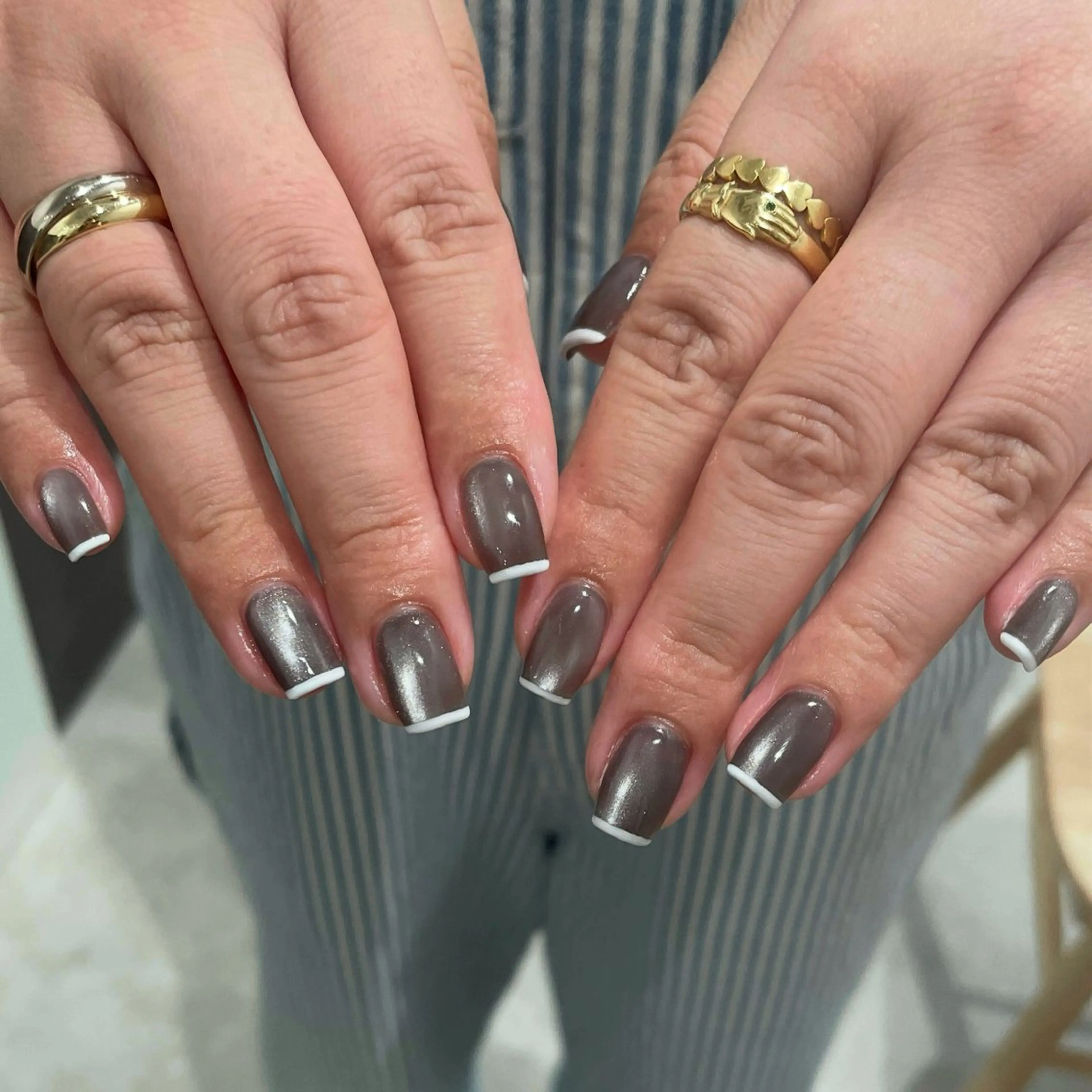 ネイル カジュアル フレンチネイル マグネットネイル ニュアンスネイル ショートネイル ハンドネイル 八潮市ショートネイル 🌼AKANEのネイルデザイン