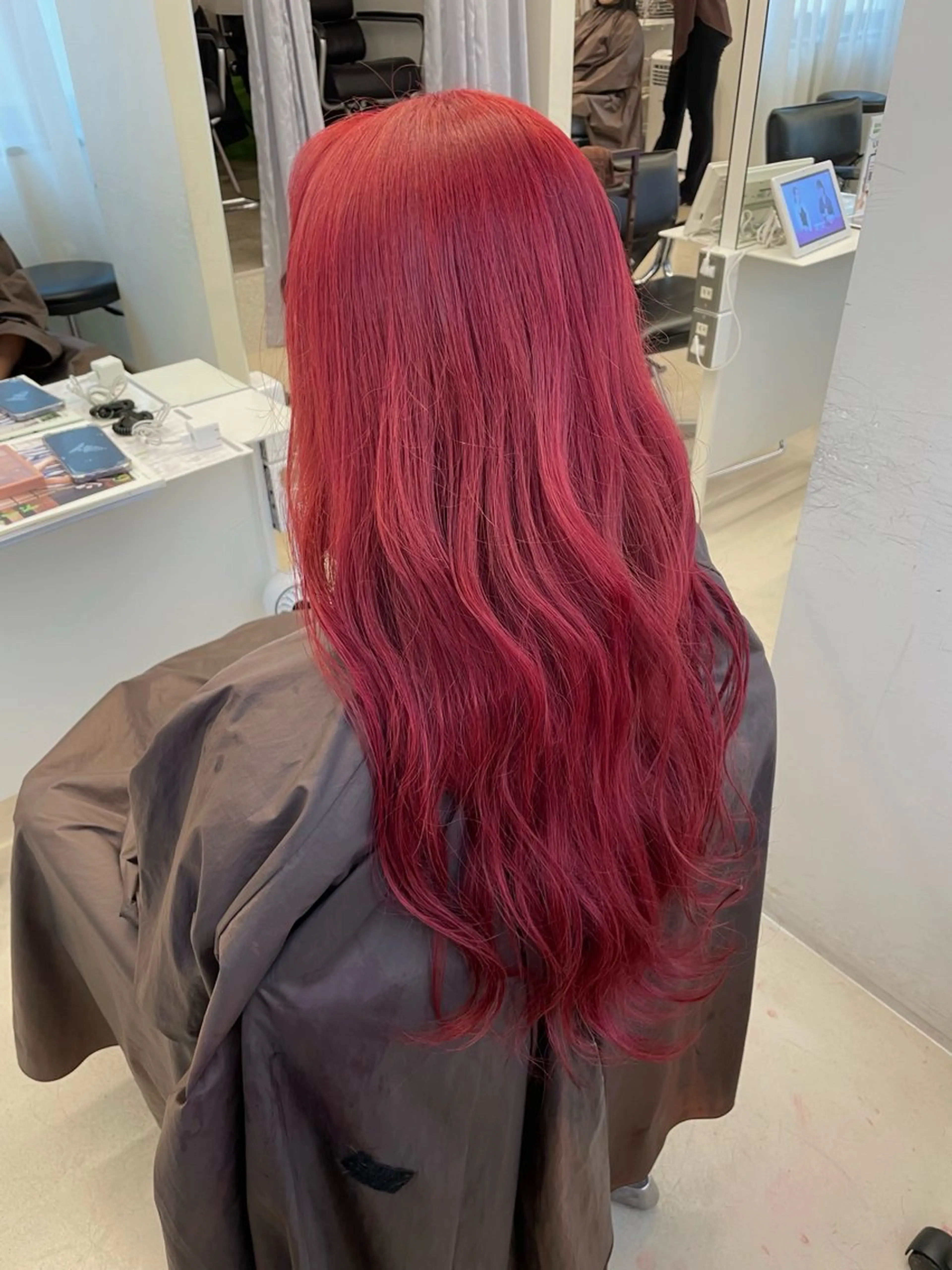 ロング カラー la fith hinaのヘアスタイル