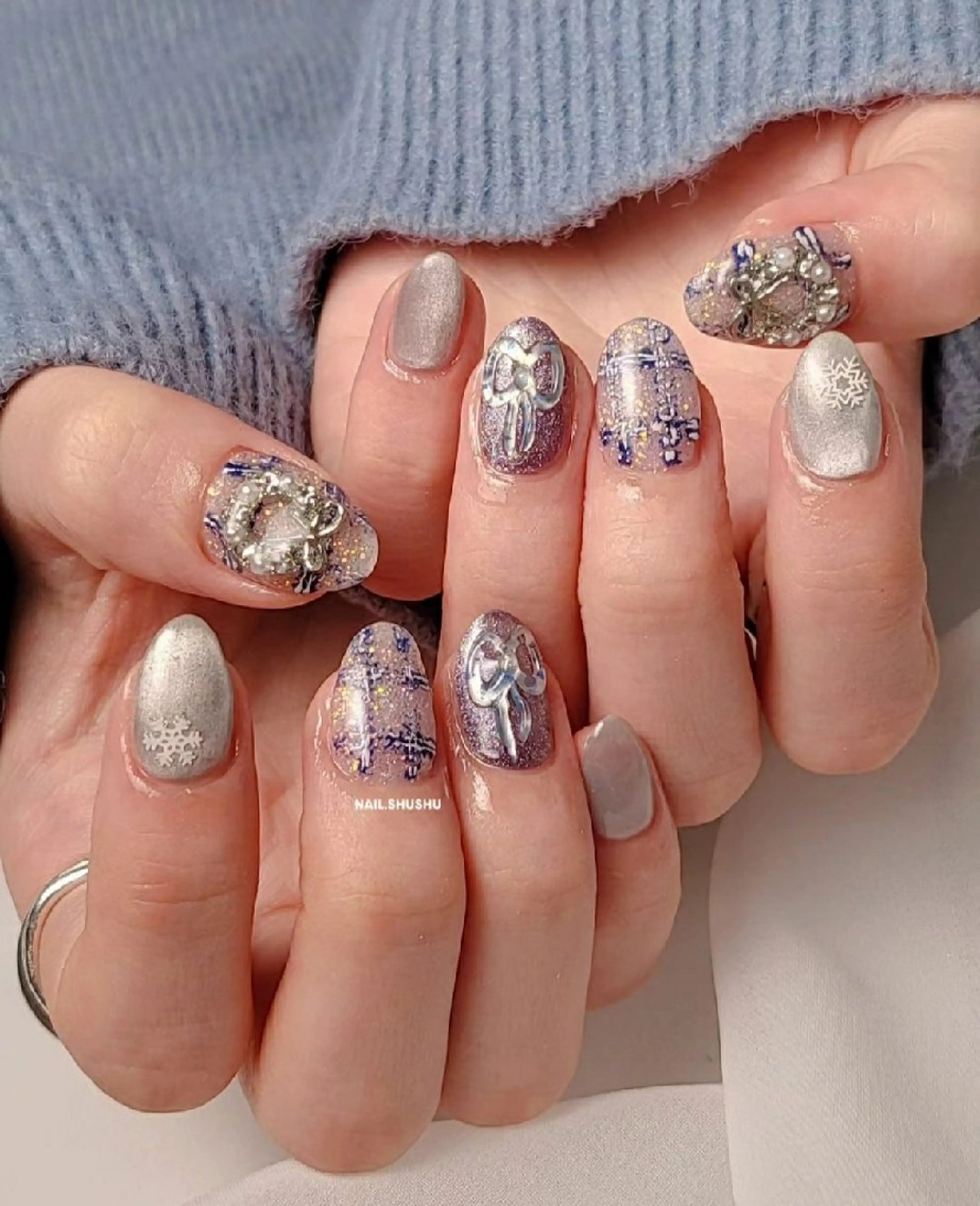 ネイル 持ち込み ニュアンスネイル ワンカラーネイル シンプルネイル 冬ネイル ハンドネイル 3dパーツ/流行り 👧shushu❤️のネイルデザイン