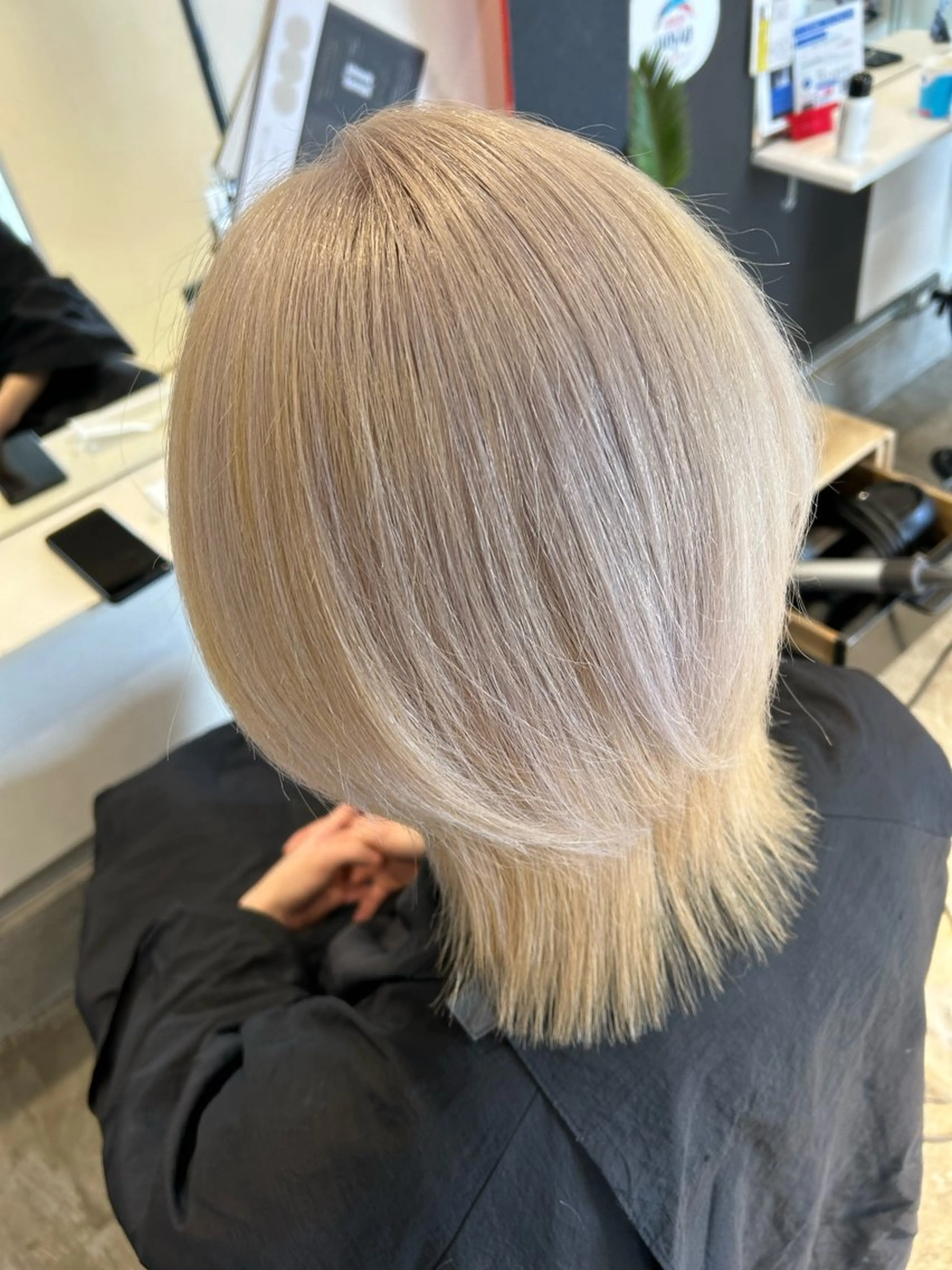 ミディアム カラー 🔹TOMO🔹 圧倒的経験値🔹のヘアスタイル