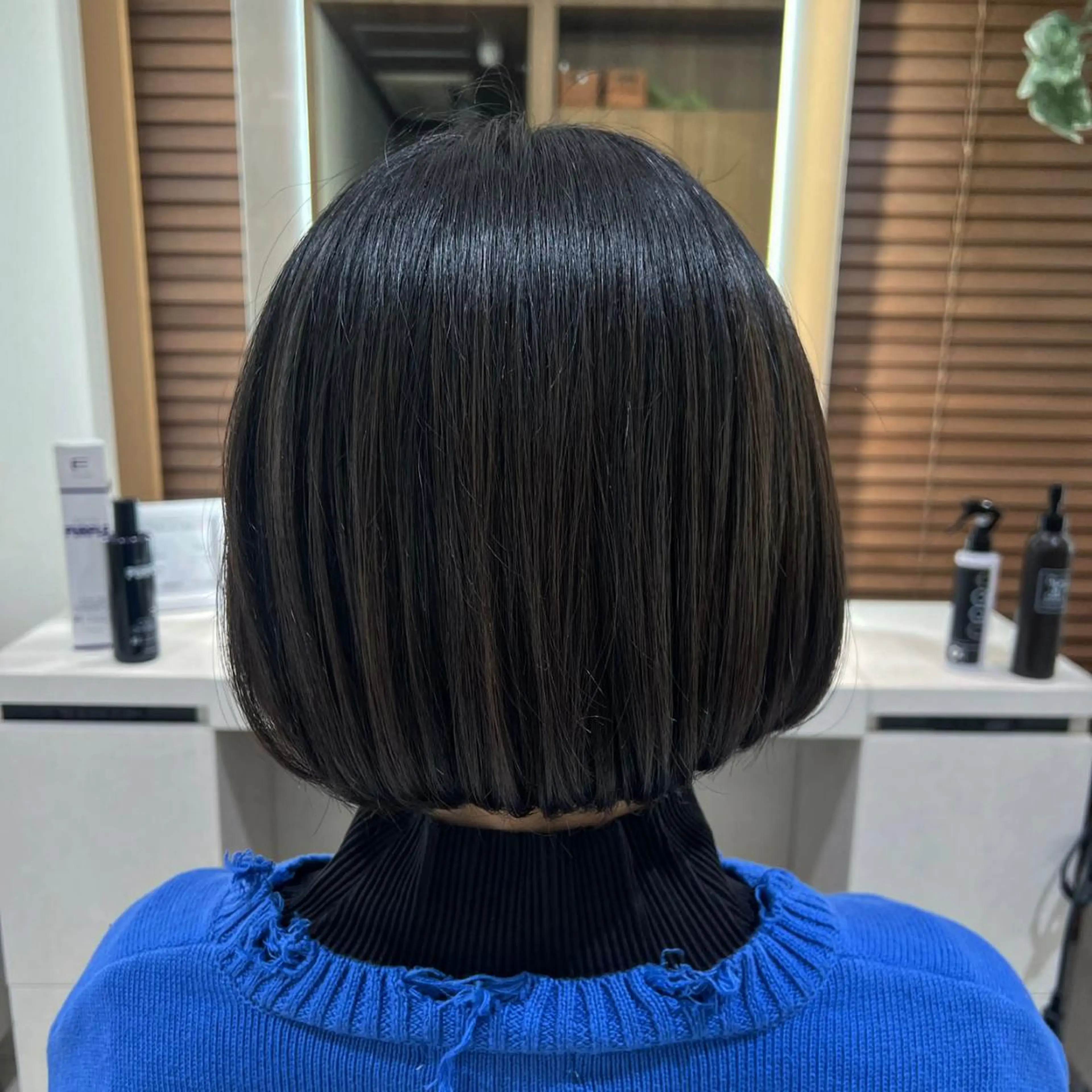 ショート ボブ 三箇島陽香/髪質改善 クロスパーマ縮毛矯正のヘアスタイル