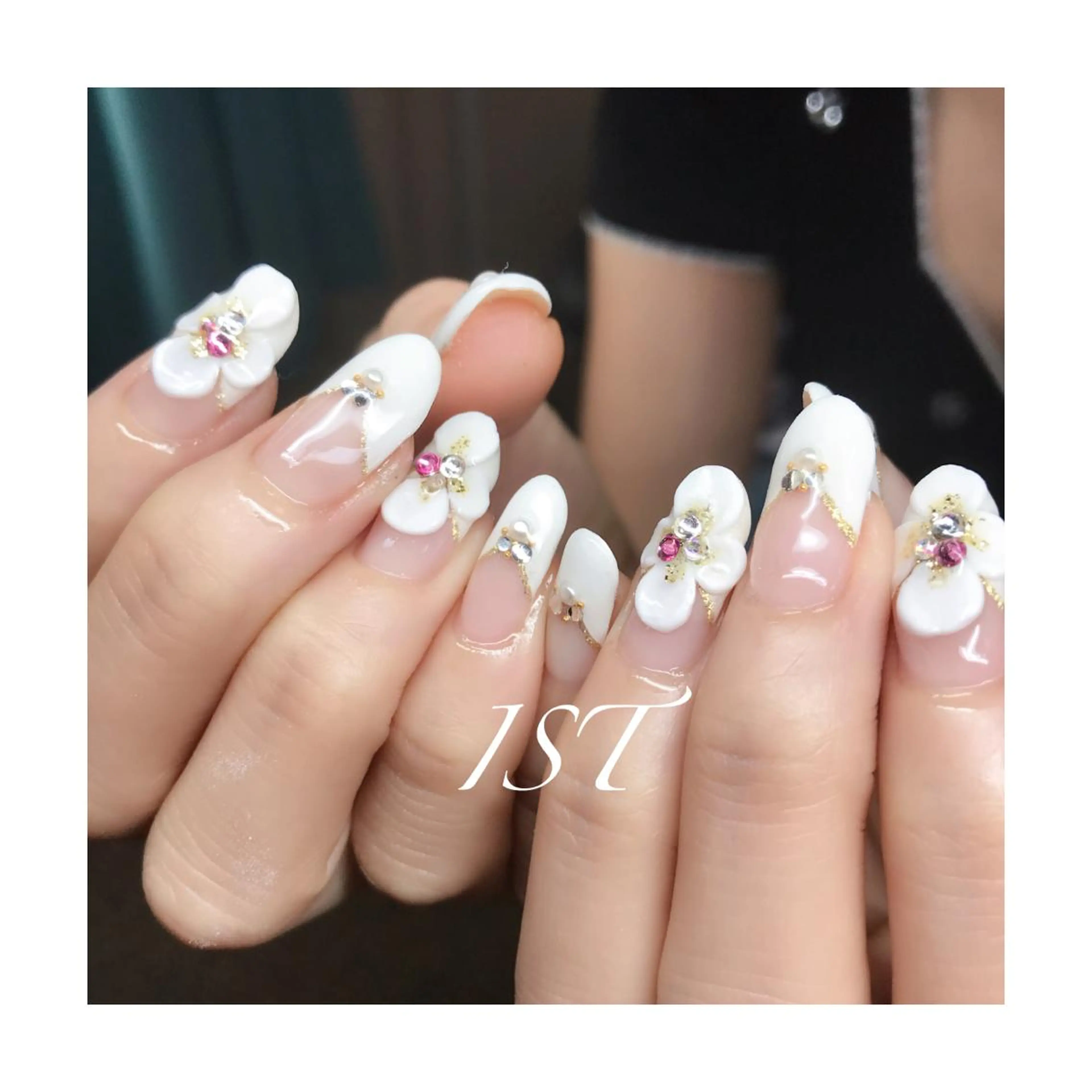 ネイル アートネイル ストーンネイル メンズ歓迎🙆‍♀️ エステ/ネイルISTのネイルデザイン