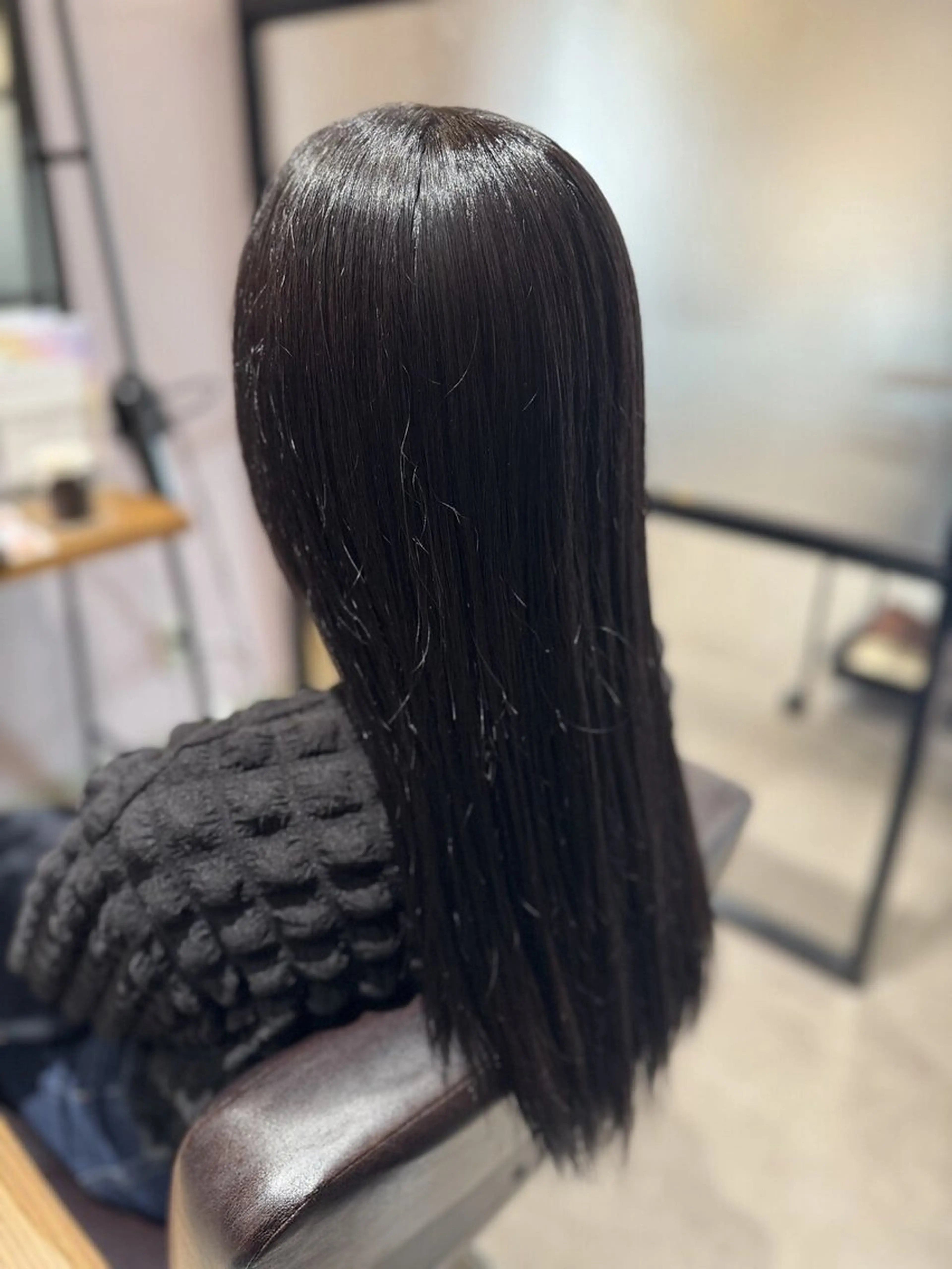 カラー 西原 愛紗のヘアスタイル