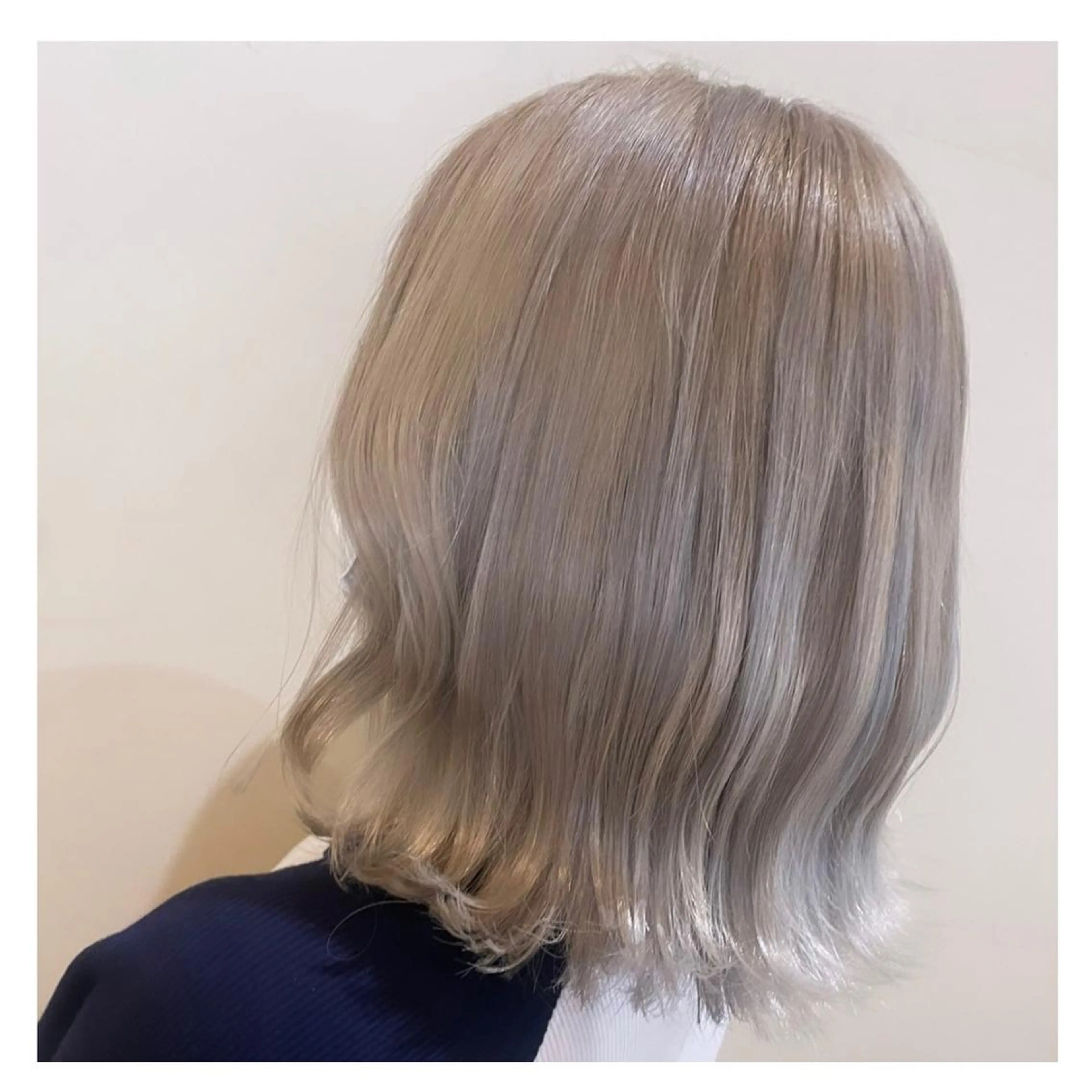 ミディアム カラー ブリーチ ケアブリーチ グレージュ ヘアカラー トリートメント ❁⃘ ち だ り さ ❁⃘のヘアスタイル