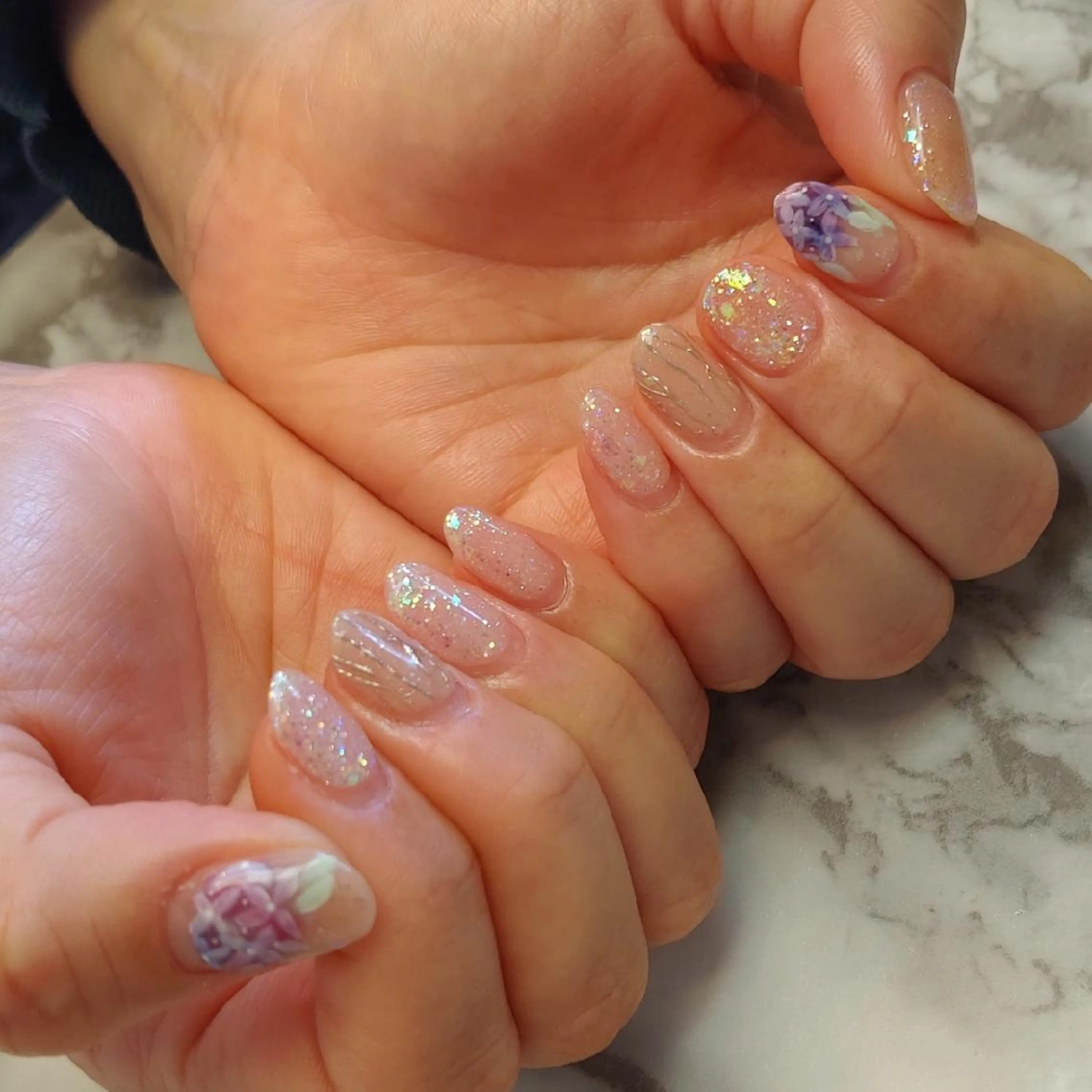 ネイル ジェヌインネイル 河内のネイルデザイン