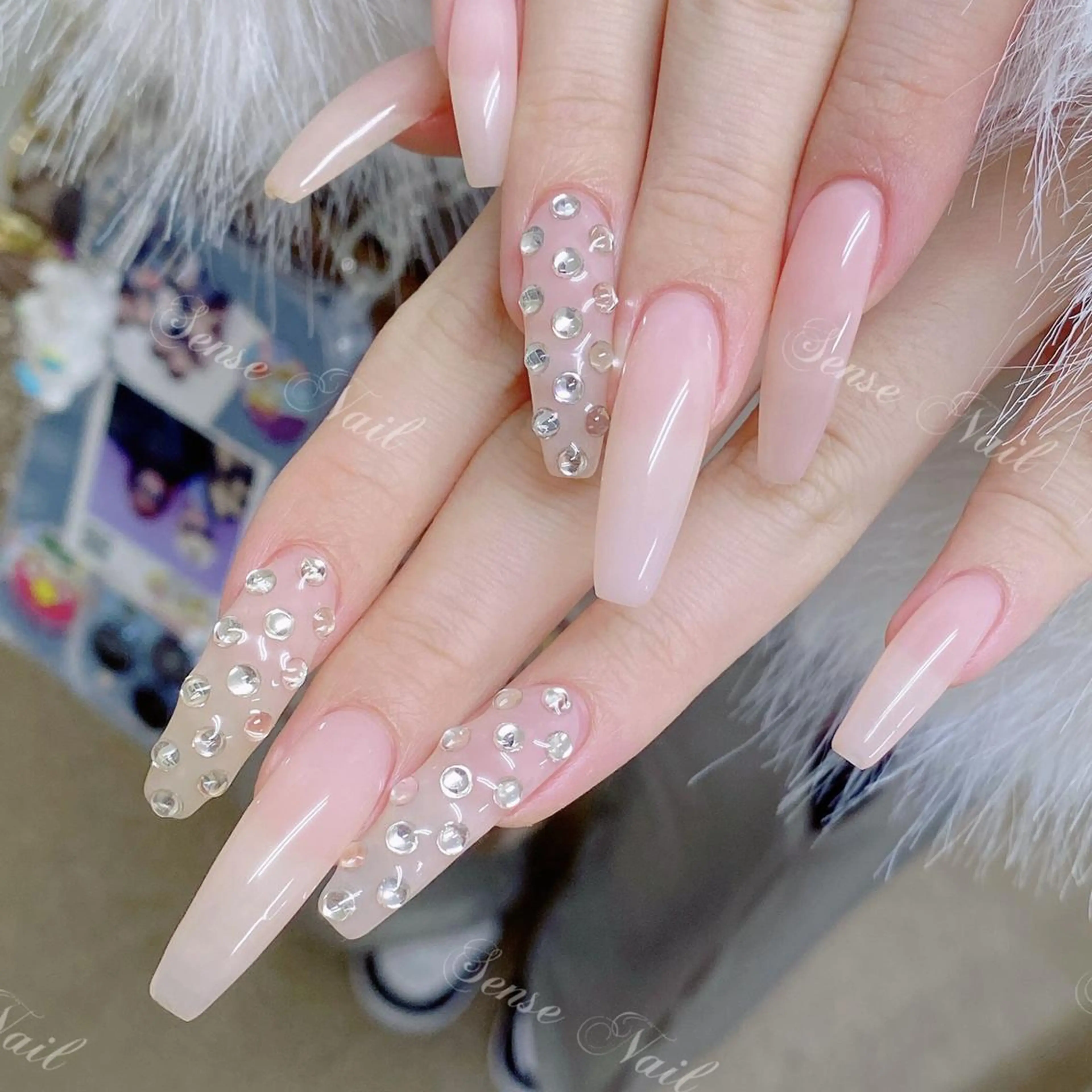 ネイル ハンドネイル ハンドケア ナユキNA.YUKI 新宿店のネイルデザイン