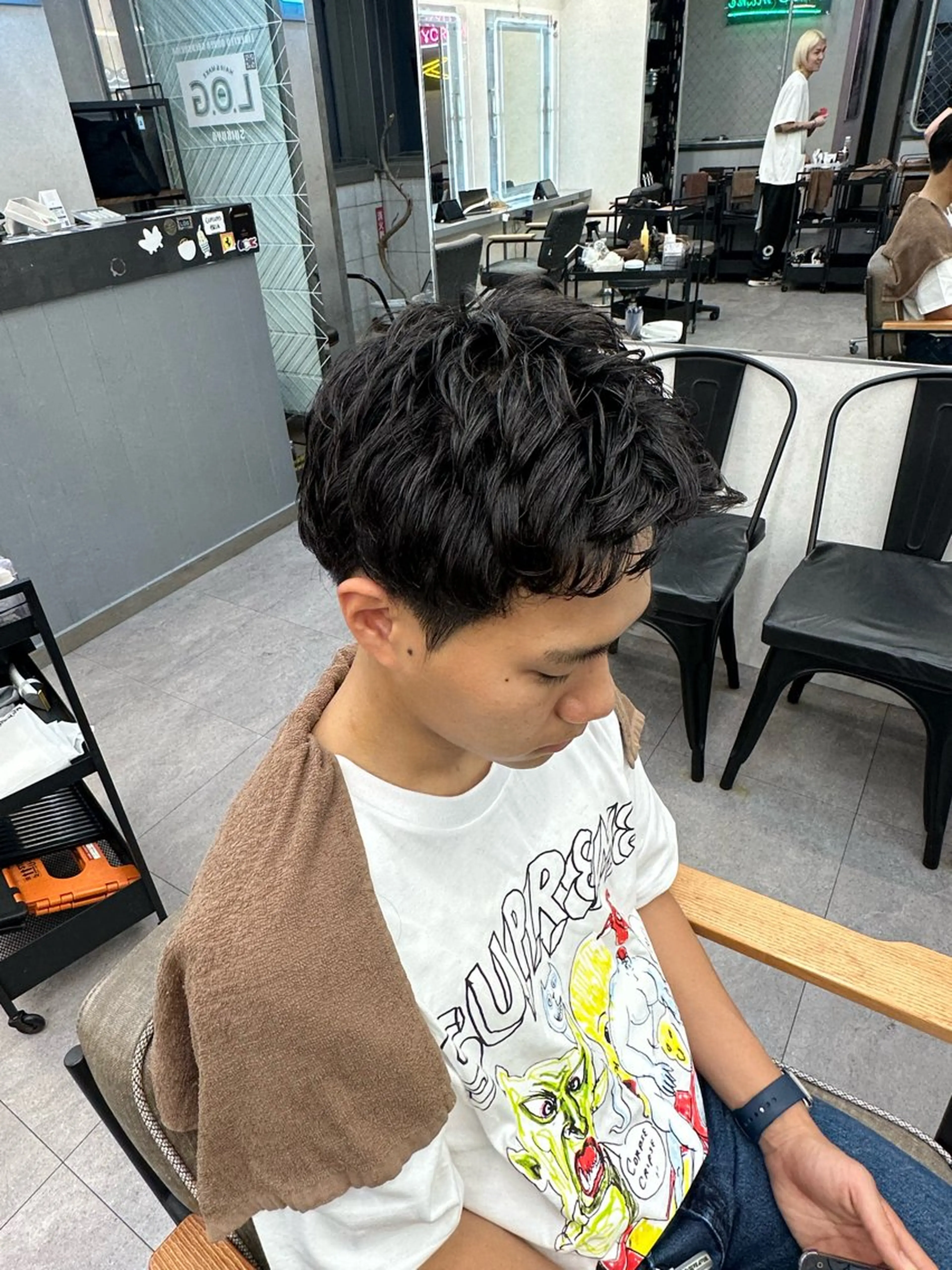 ショート パーマ メンズ L.O.G SHIBUYA所属・モデル募集 🟡SUMIKAのヘアスタイル