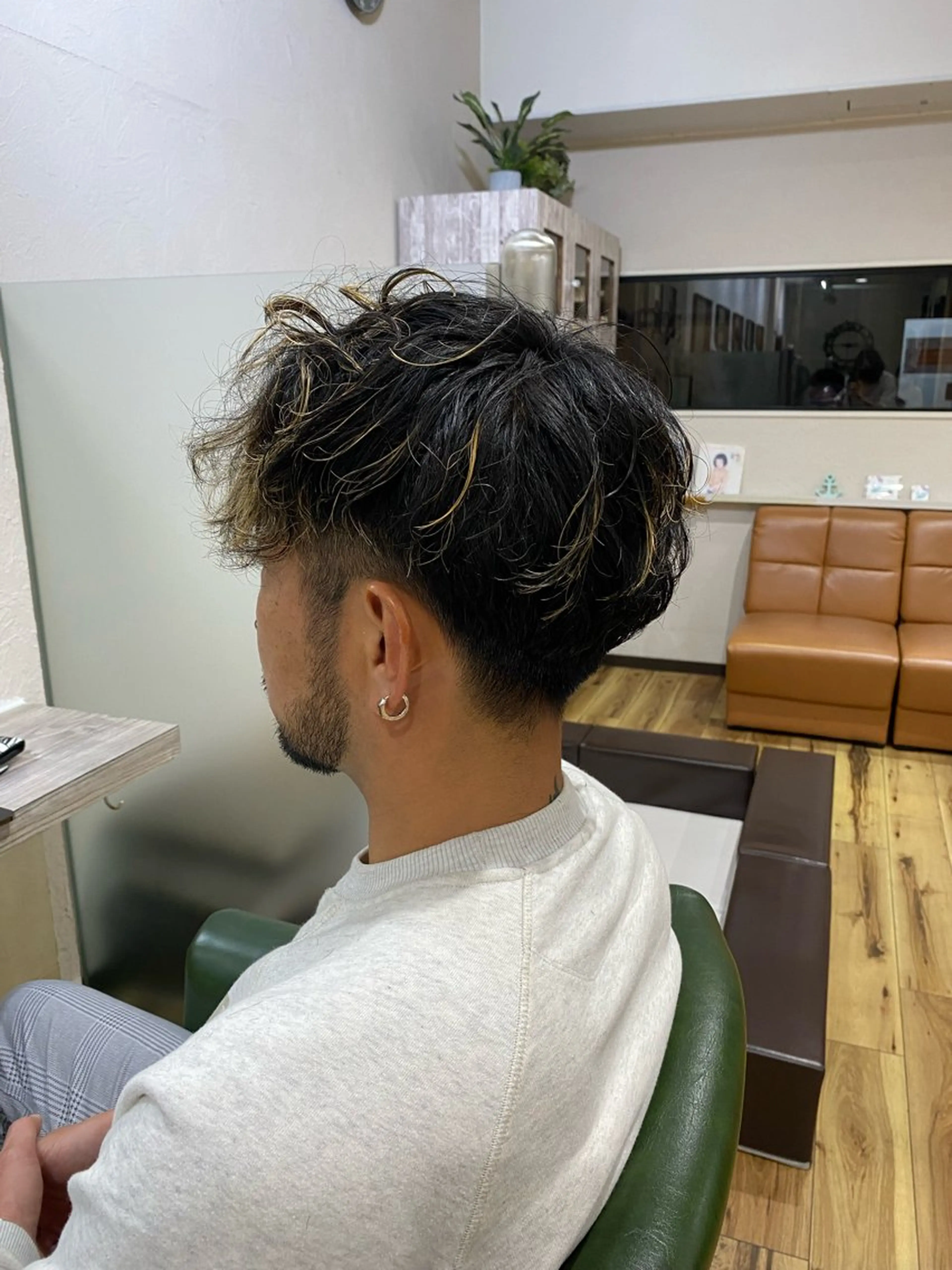 メンズ 松井 愛のヘアスタイル