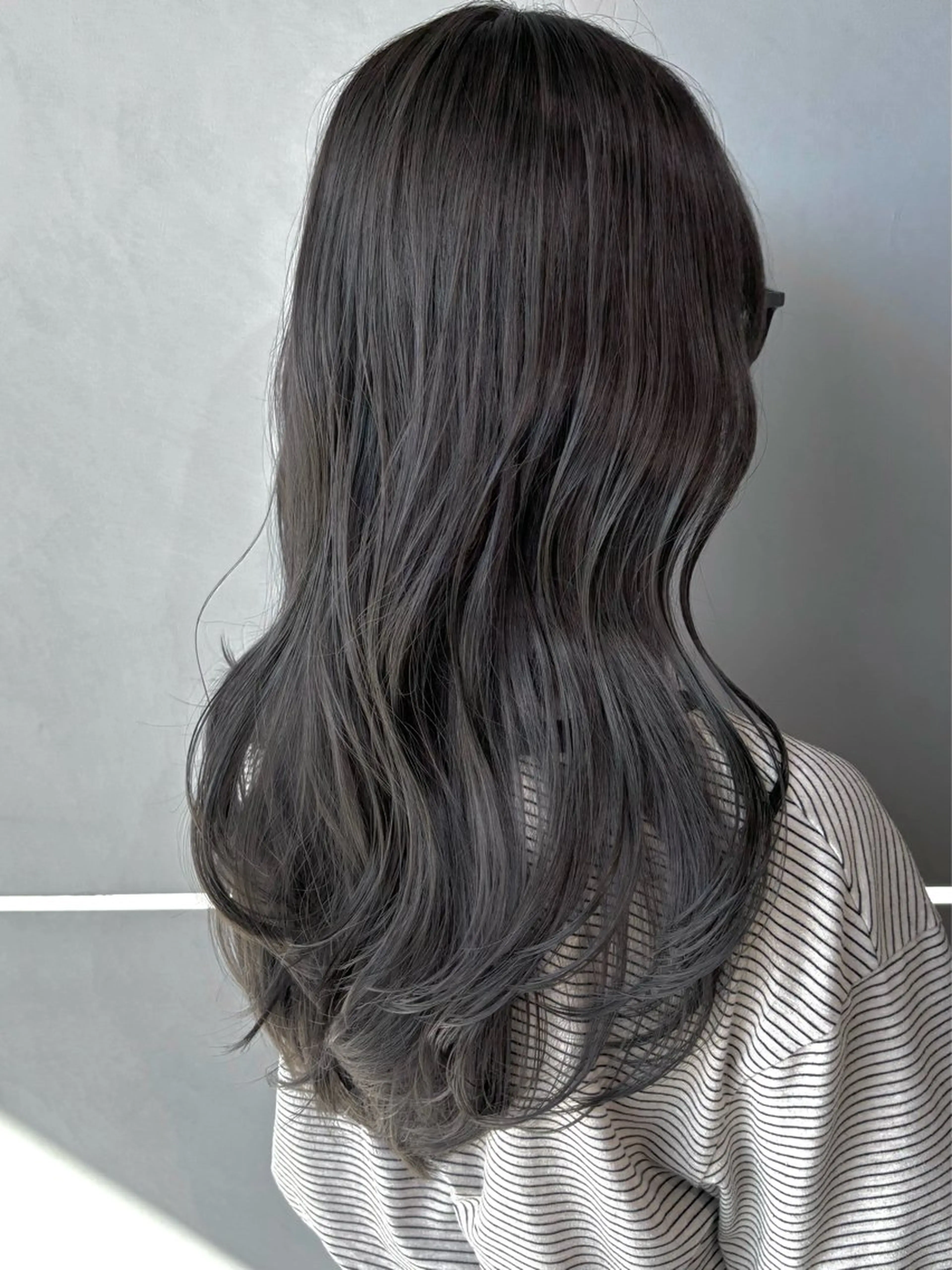 ロング カラー 川瀬 加奈のヘアスタイル