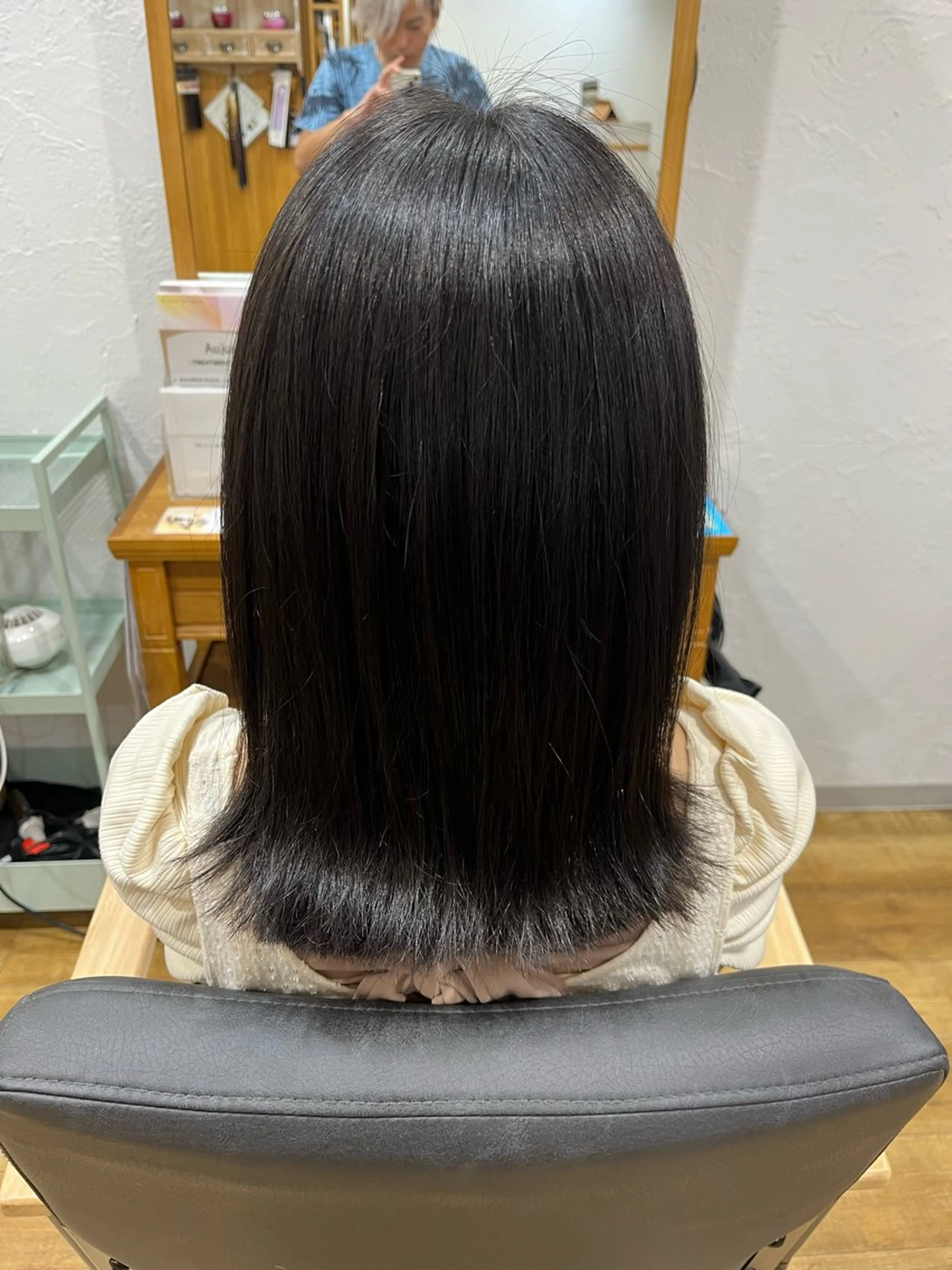 ミディアム 安島(あじま) 慎(まこと)のヘアスタイル