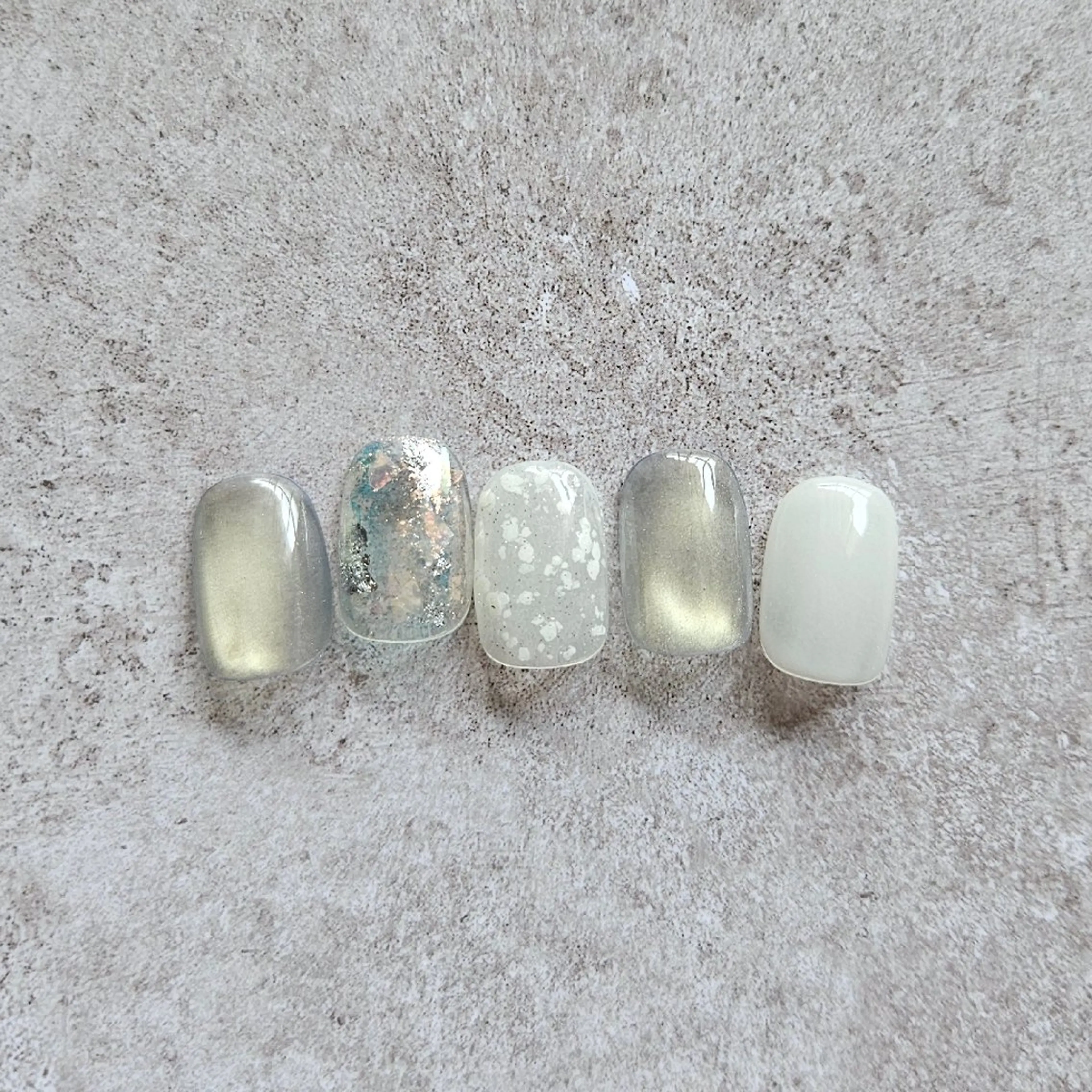 ネイル マグネットネイル オフィスネイル シンプルネイル 夏ネイル ブライダルネイル ハンドネイル Nailsalon manoのネイルデザイン