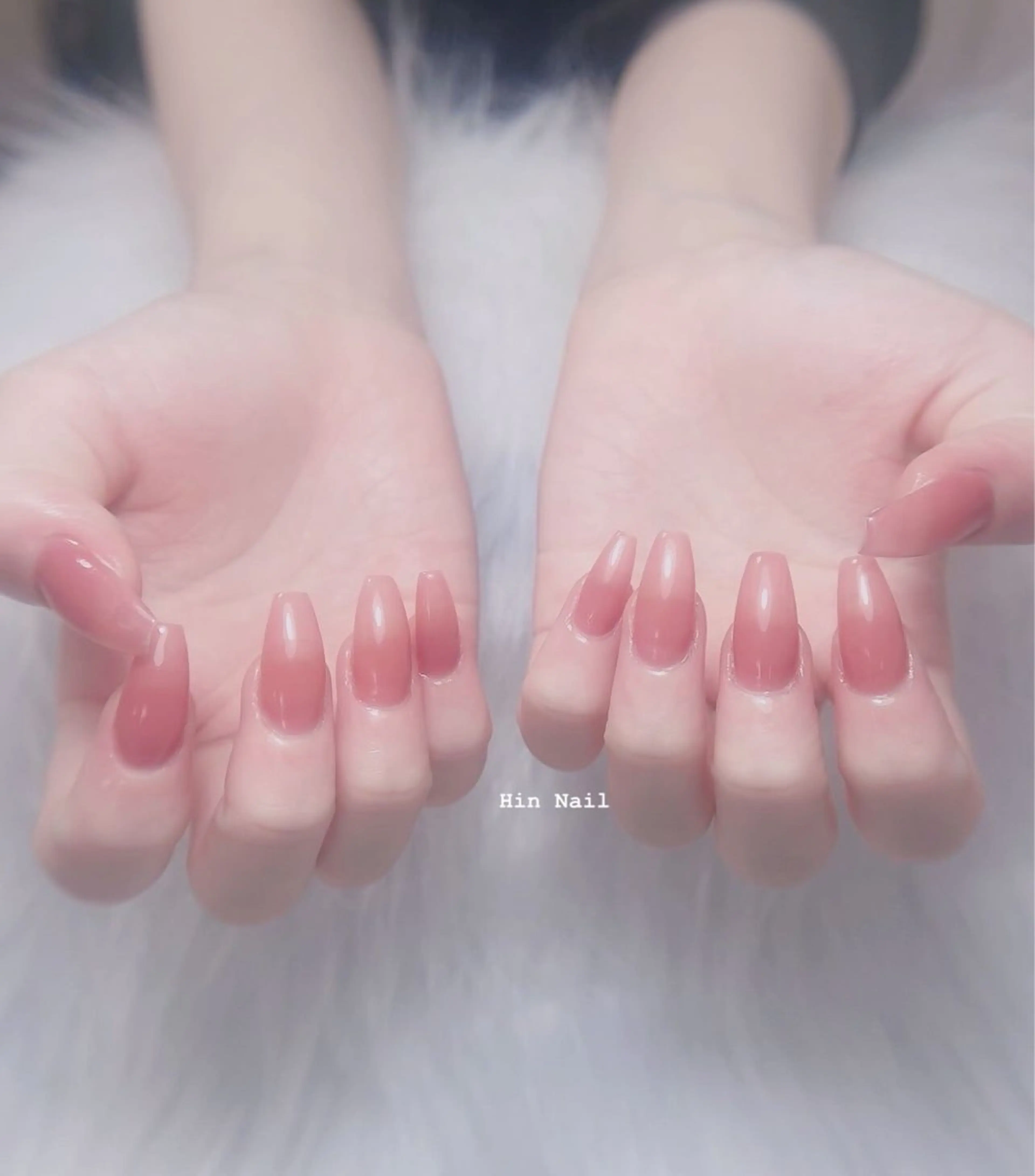 ネイル ハンドネイル Hin Nailsのネイルデザイン