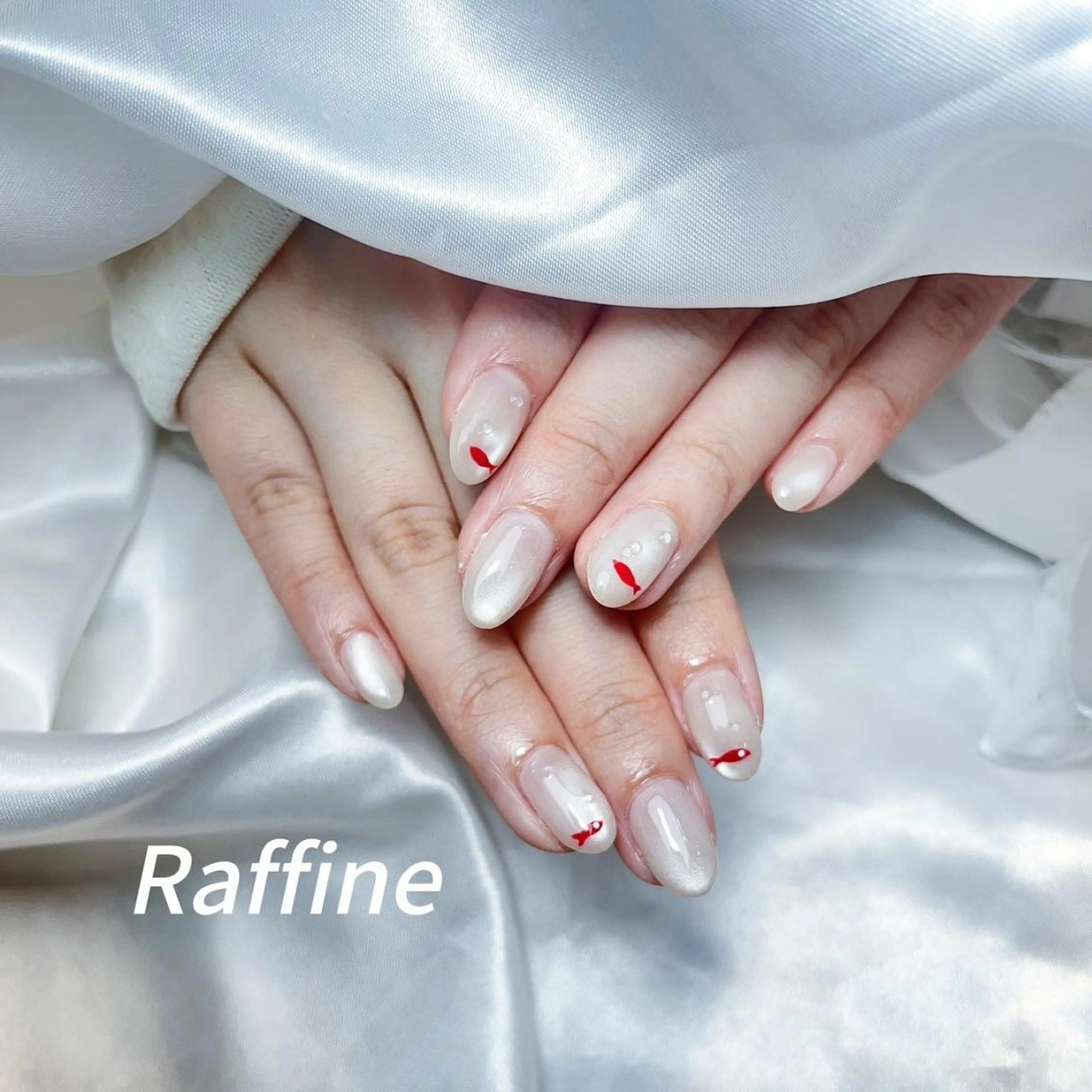 ネイル アートネイル ハンドネイル RAFFINE haru🦋🩵のネイルデザイン