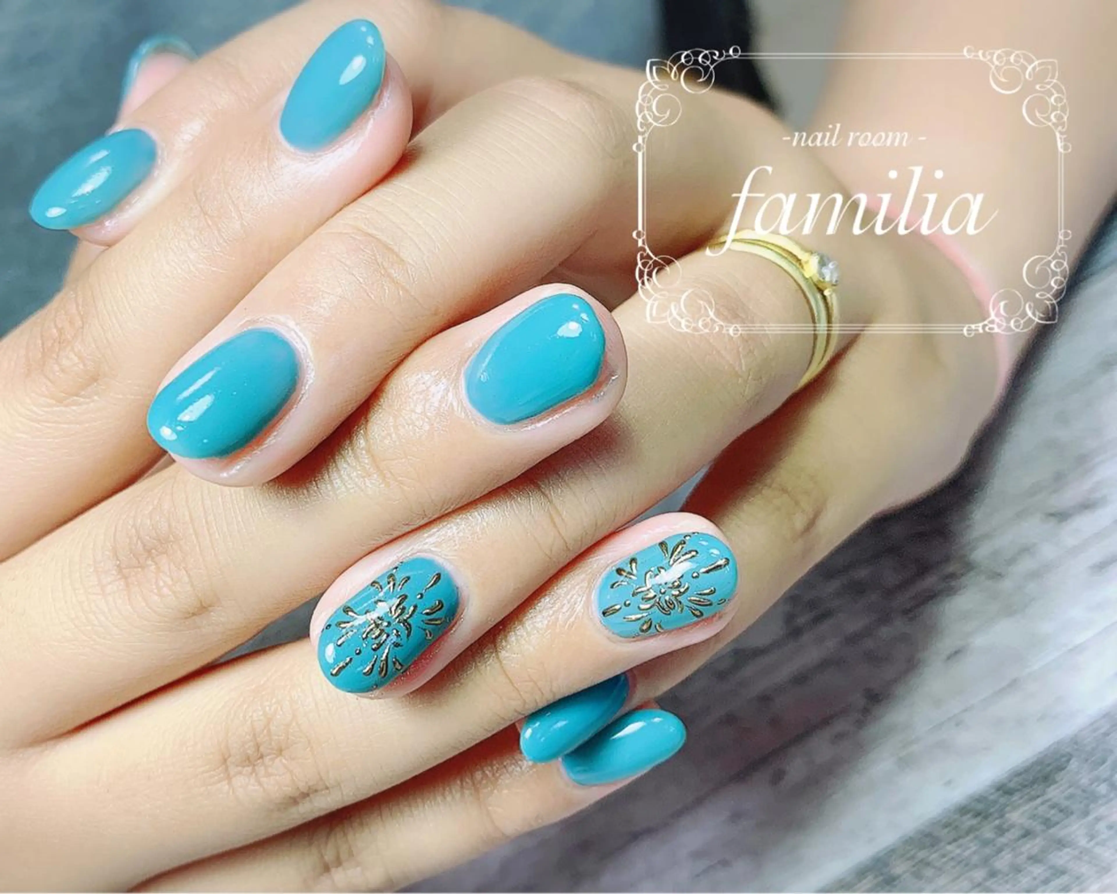 ネイル -nailroom- familiaのネイルデザイン