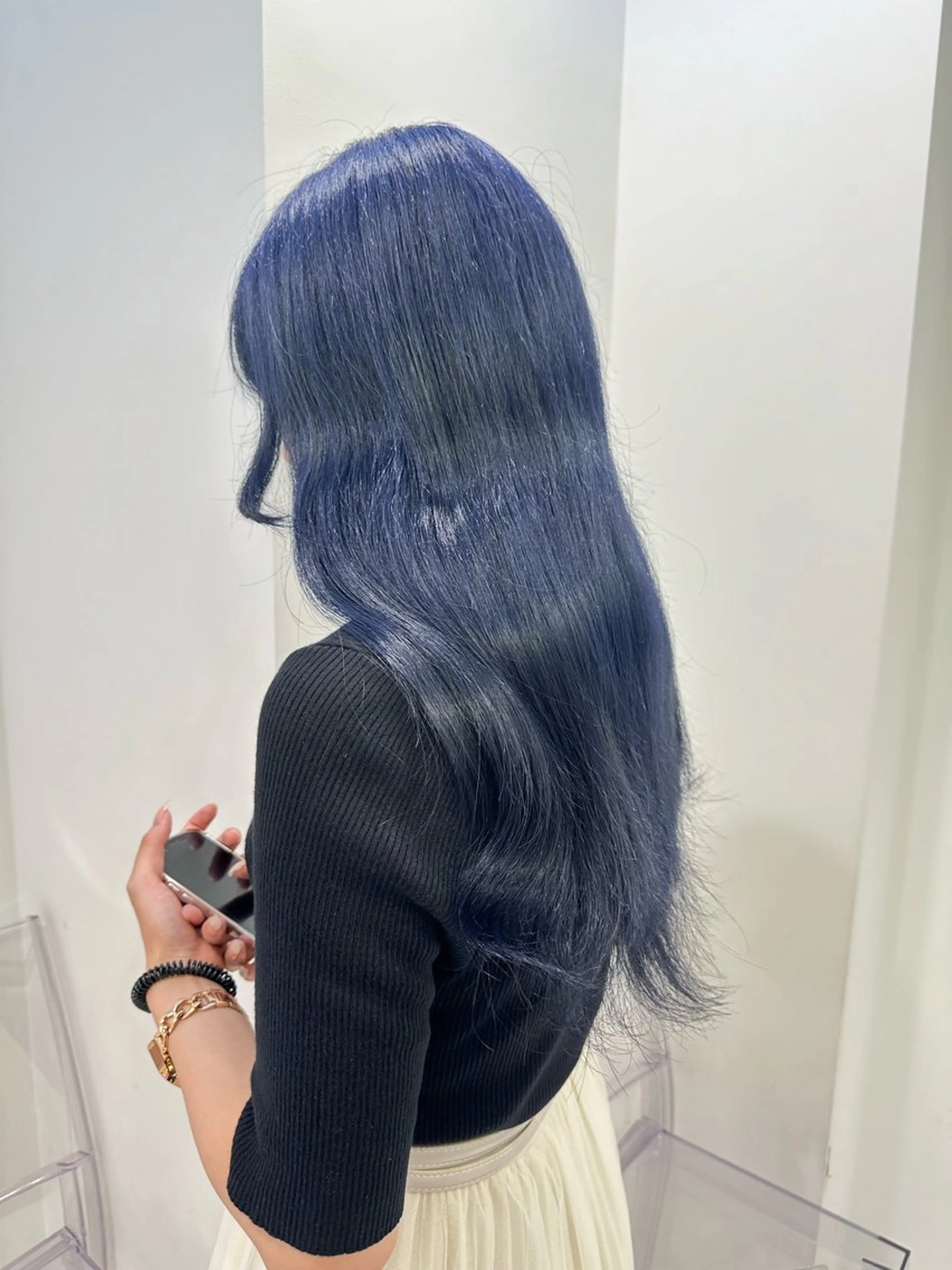 ロング カラー 黒髪 ブルーカラー ブルーブラック ネイビーカラー ヘアカラー トリートメント 渋谷/透明感カラー /半個室/こうめいのヘアスタイル